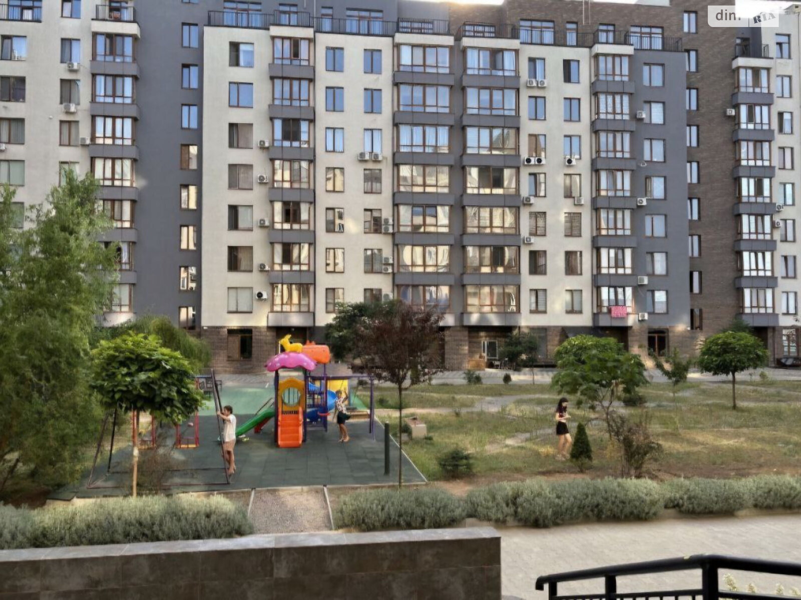 Коммерческое помещение в Фонтанке, Чехова улица, цена: продажи 86 400 долларов за объект фото 1 Коммерческое помещение в Фонтанке, Чехова улица, цена продажи: 86 400 долларов за объект фото 1