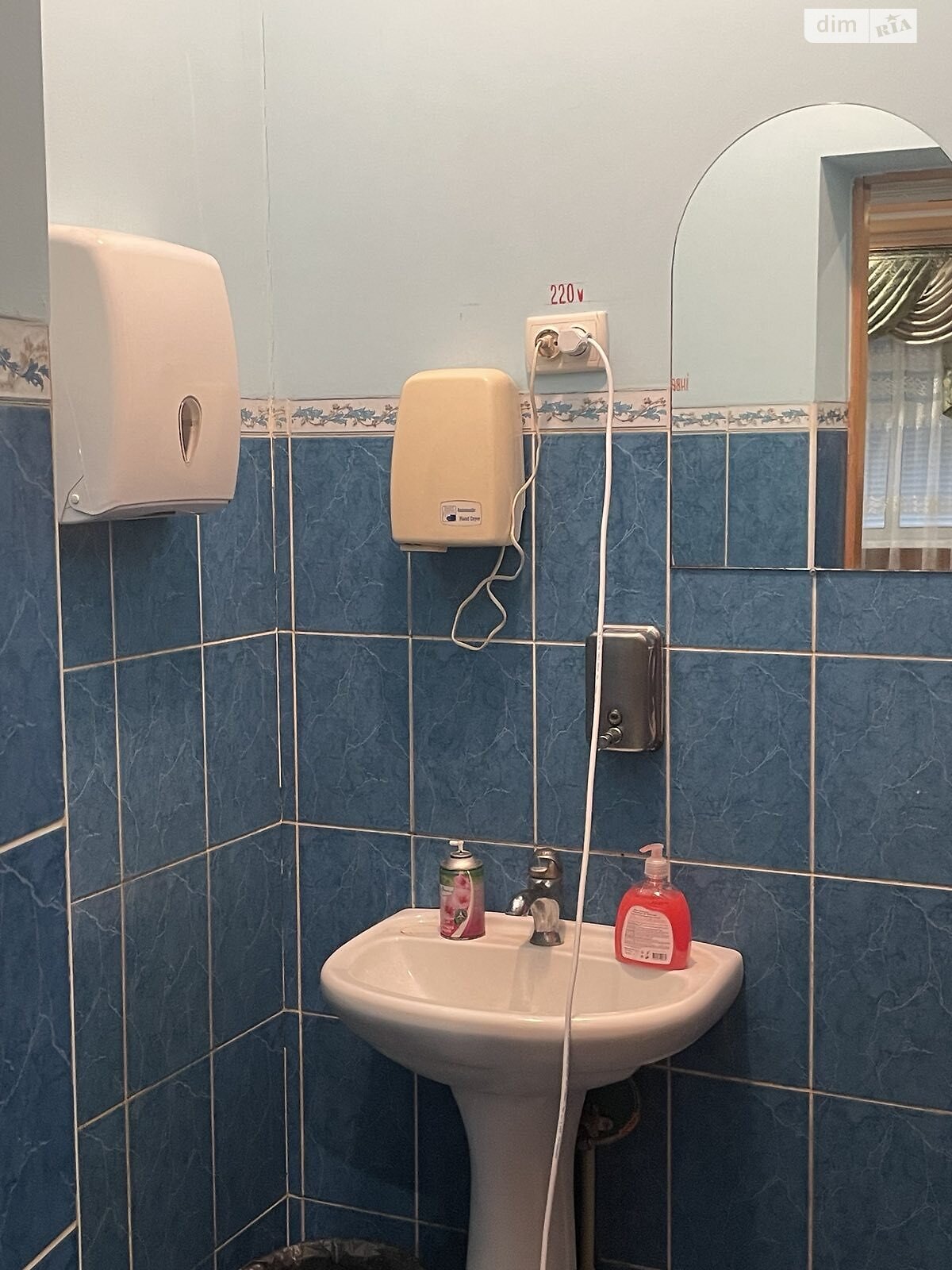 Коммерческое помещение в Гальчине, вулиця Корольова, цена продажи: 70 000 долларов за объект фото 1