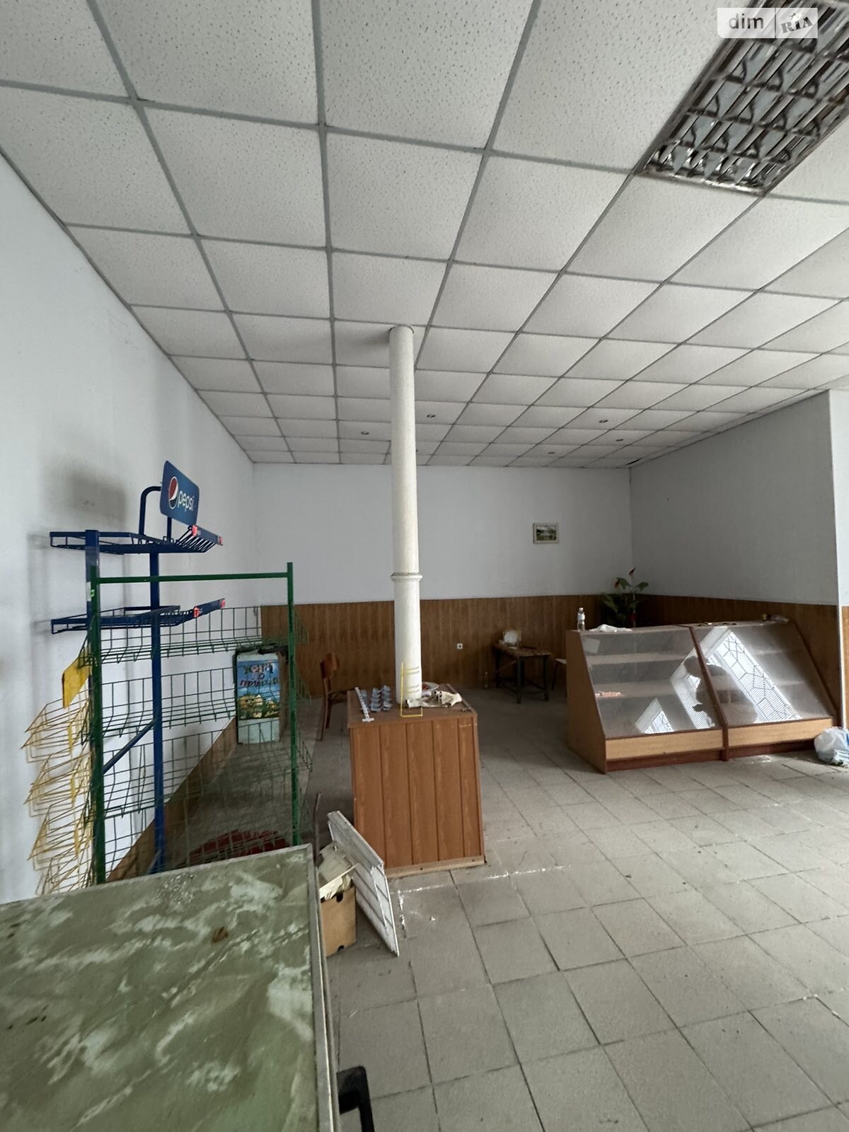 Комерційне приміщення в Гнівані, Ярошинського вулиця 2, ціна продажу: 30 000 доларів за об’єкт фото 1 Комерційне приміщення в Гнівані, Ярошинського вулиця 2, ціна продажу: 30 000 доларів за об’єкт фото 1