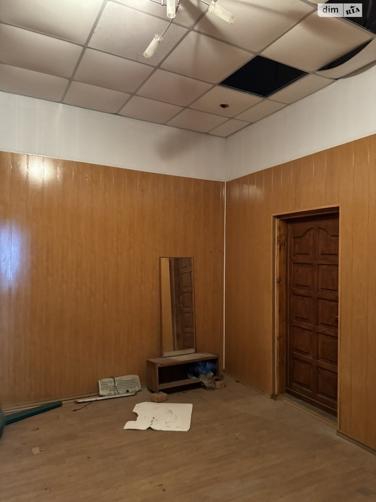 Комерційне приміщення в Гнівані, Ярошинського вулиця 2, ціна продажу: 30 000 доларів за об’єкт фото 1 Комерційне приміщення в Гнівані, Ярошинського вулиця 2, ціна продажу: 30 000 доларів за об’єкт фото 1