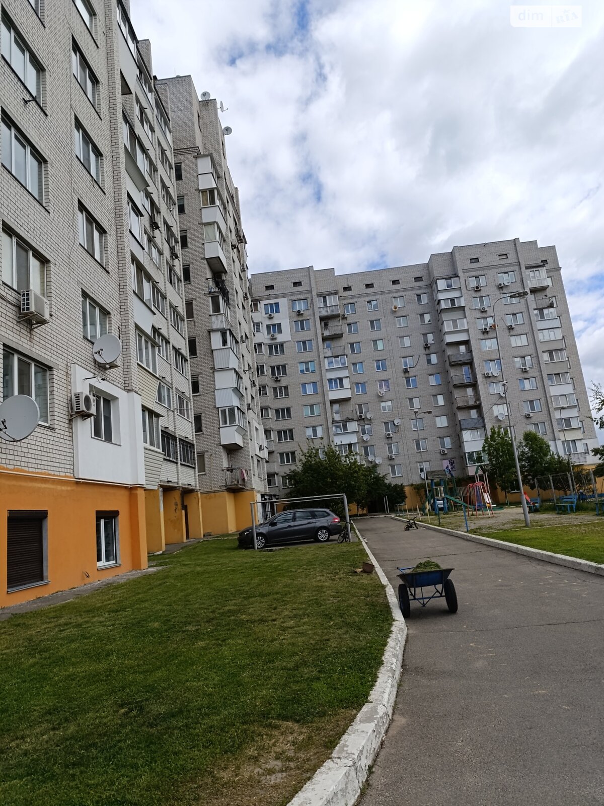 Коммерческое помещение в Гореничах, Садовая улица 10А, цена: продажи 32 000 долларов за объект фото 1 Коммерческое помещение в Гореничах, Садовая улица 10А, цена продажи: 32 000 долларов за объект фото 1