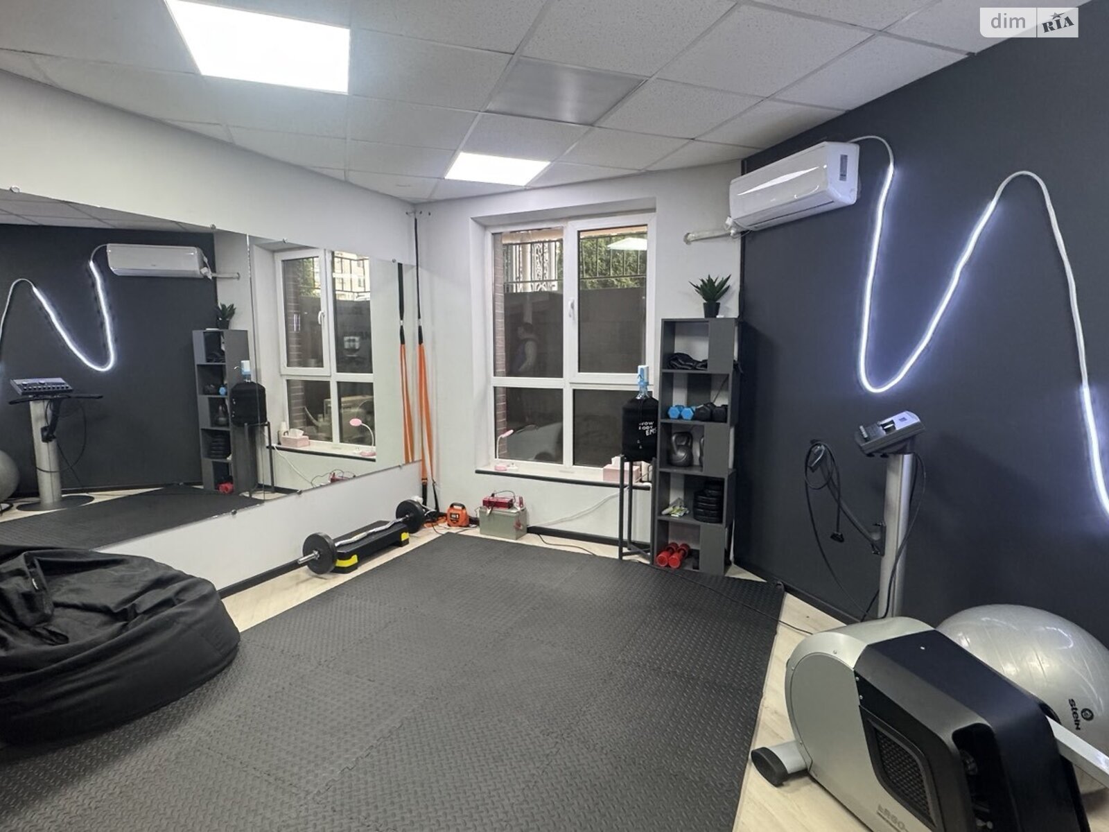 Коммерческое помещение в Гостомеле, Прорезная улица 9, цена продажи: 53 000 долларов за объект фото 1