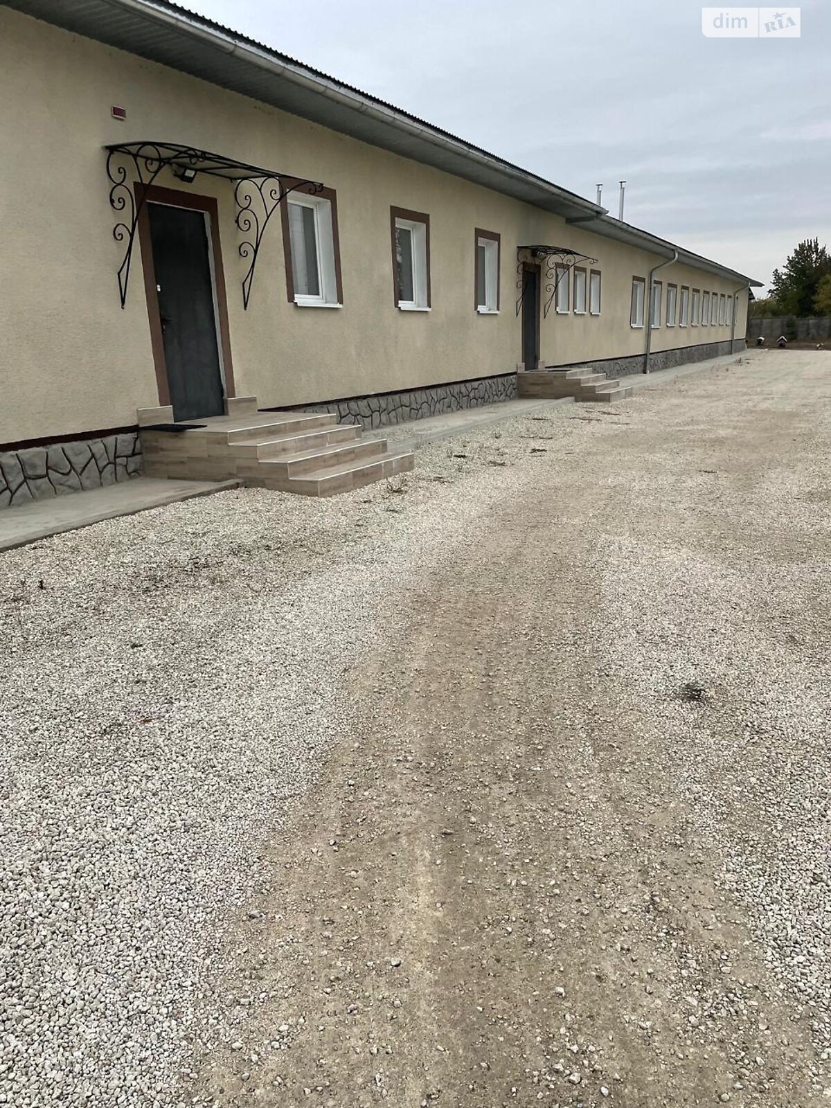 Коммерческое помещение в Гримайлове, Виконская улица, цена: продажи 385 000 долларов за объект фото 1 Коммерческое помещение в Гримайлове, Виконская улица, цена продажи: 385 000 долларов за объект фото 1