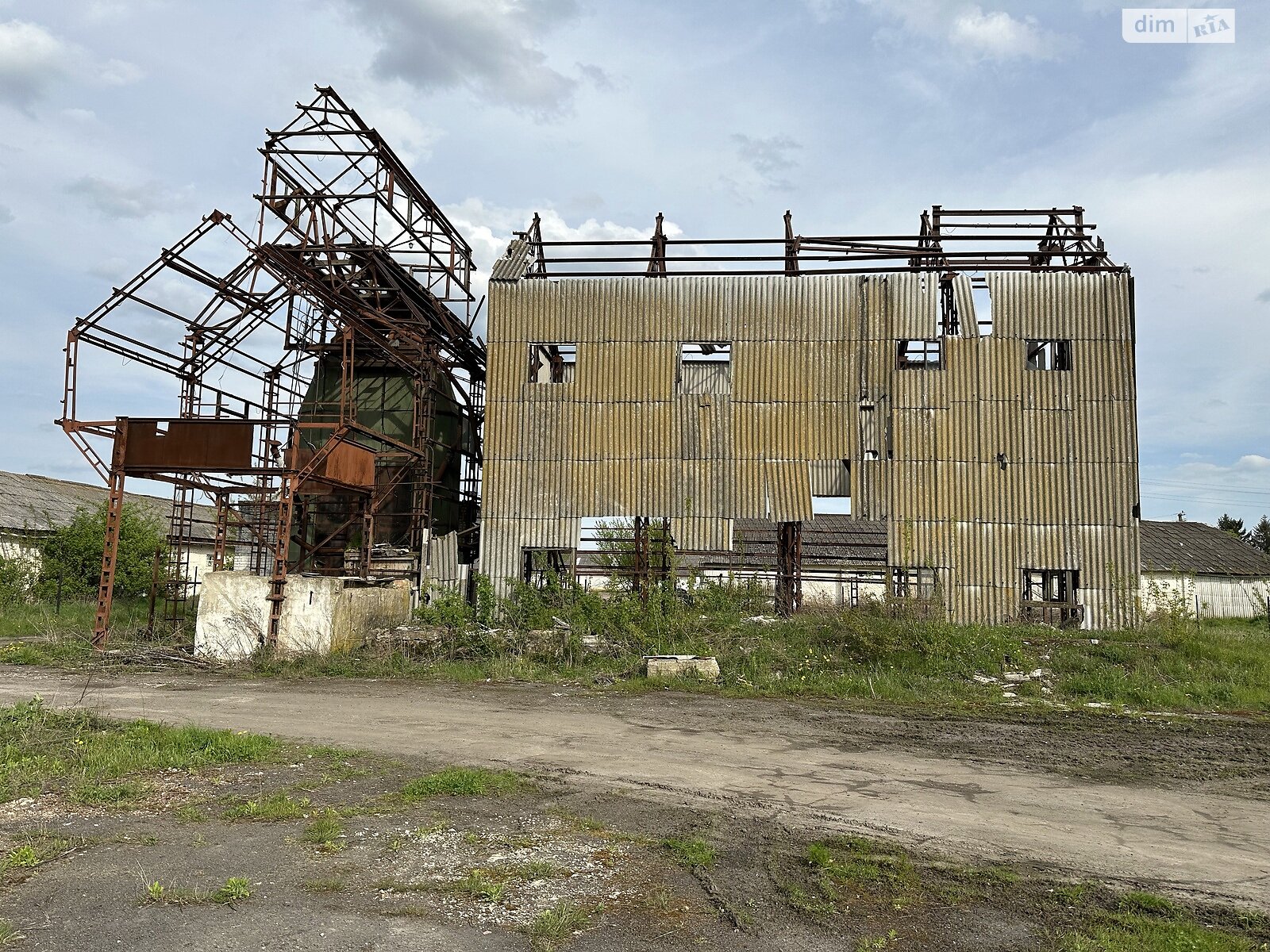Коммерческое помещение в Грушвице Второй, квітнева, цена: продажи 99 000 долларов за объект фото 1 Коммерческое помещение в Грушвице Второй, квітнева, цена продажи: 99 000 долларов за объект фото 1