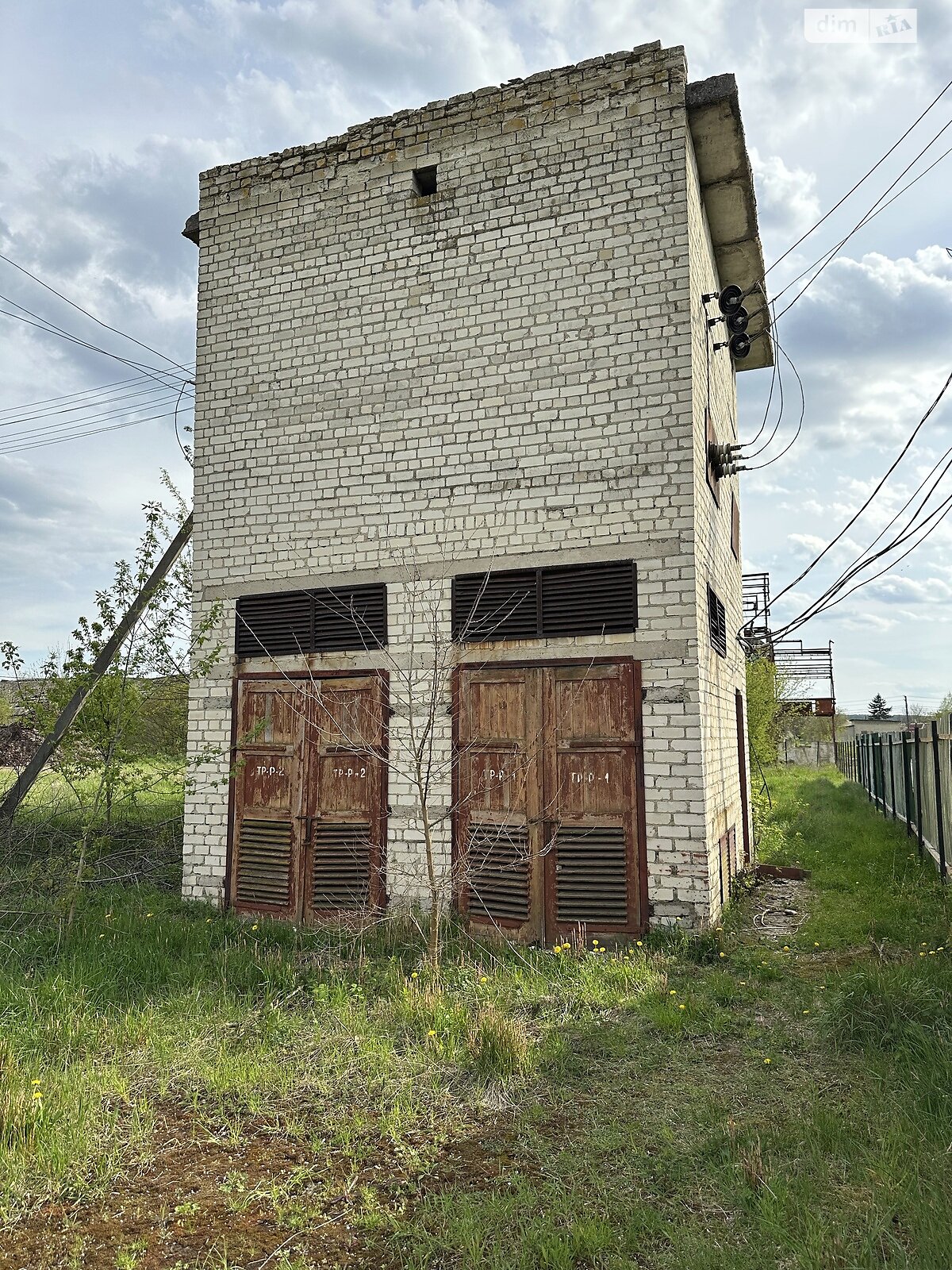 Коммерческое помещение в Грушвице Второй, квітнева, цена продажи: 99 000 долларов за объект фото 1