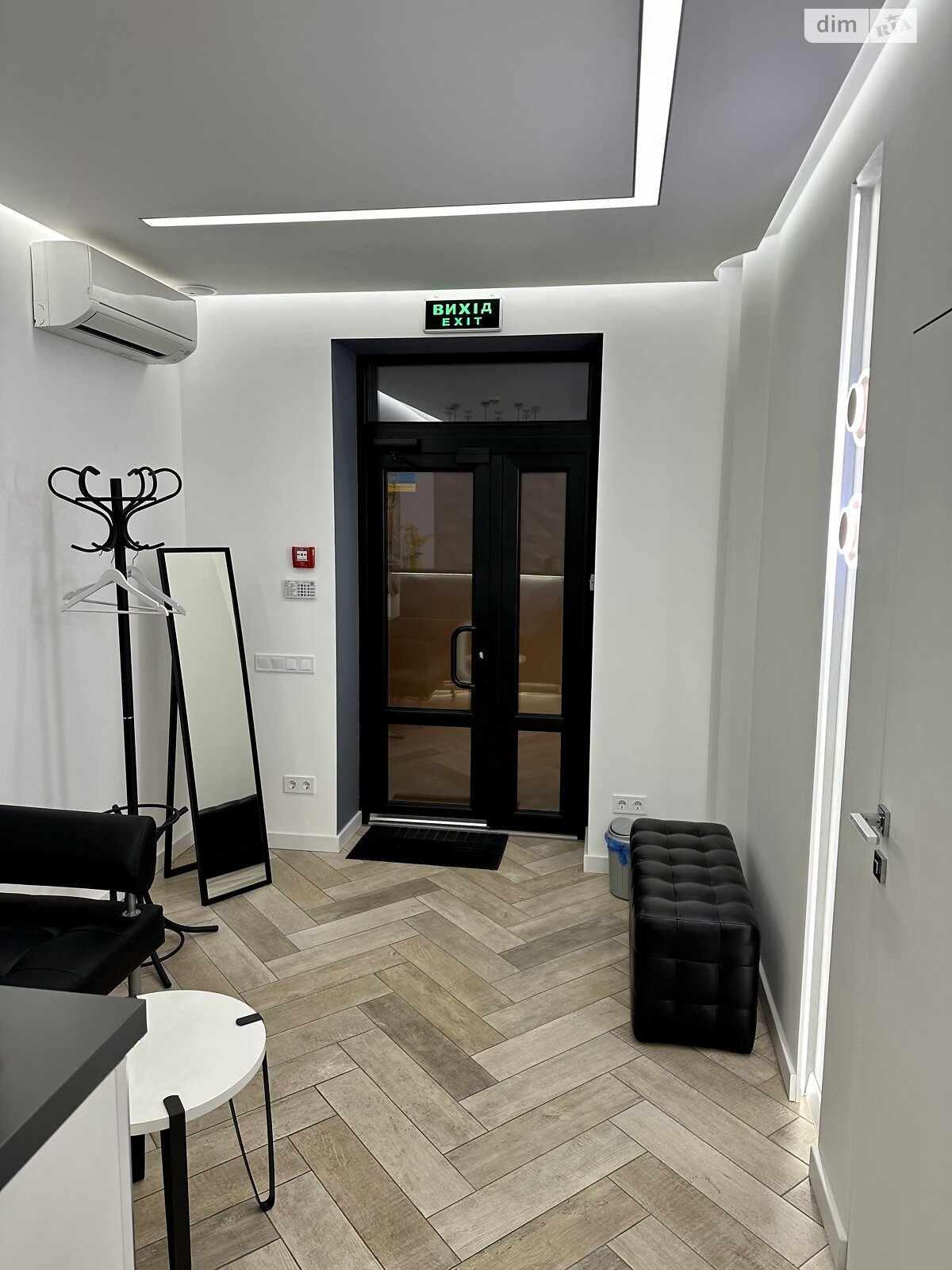 Комерційне приміщення в Харкові, продаж по Мирослава Мисли (Цілиноградська) вулиця 58А, район Олексїївка, ціна: 145 000 доларів за об’єкт фото 1