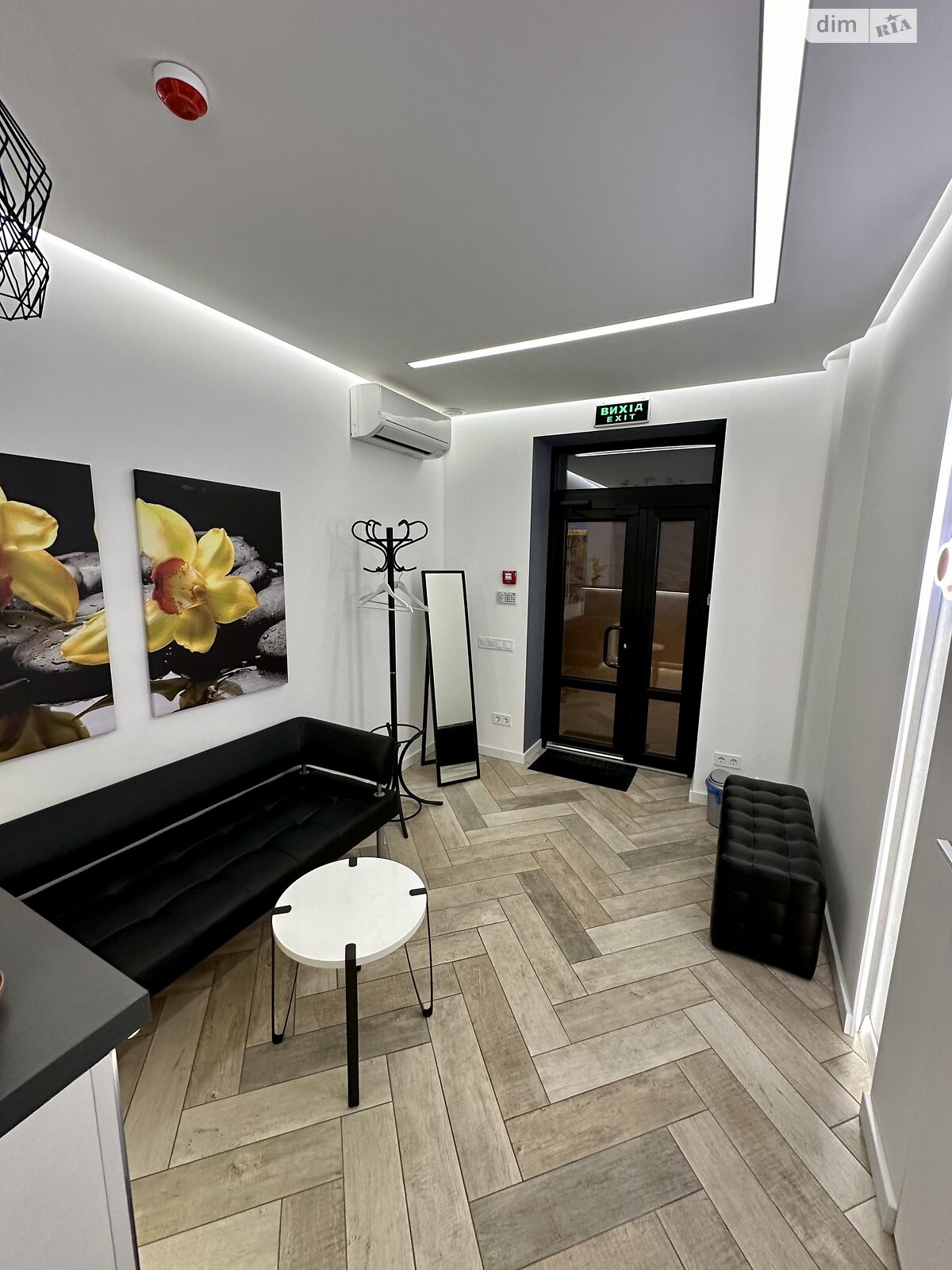 Комерційне приміщення в Харкові, продаж по Мирослава Мисли (Цілиноградська) вулиця 58А, район Олексїївка, ціна: 145 000 доларів за об’єкт фото 1