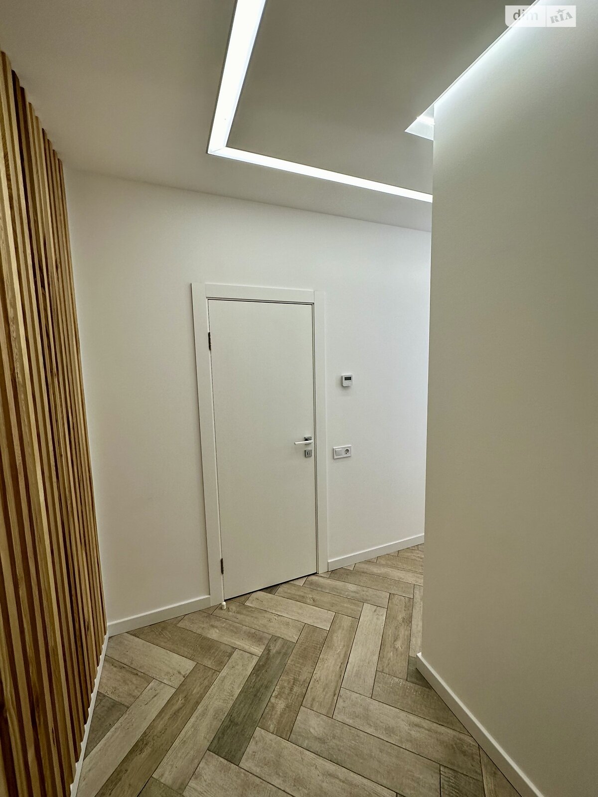 Комерційне приміщення в Харкові, продаж по Мирослава Мисли (Цілиноградська) вулиця 58А, район Олексїївка, ціна: 145 000 доларів за об’єкт фото 1