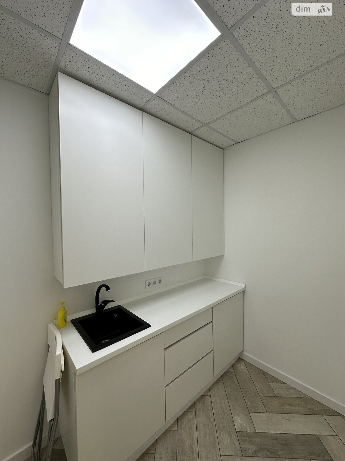 Комерційне приміщення в Харкові, продаж по Мирослава Мисли (Цілиноградська) вулиця 58А, район Олексїївка, ціна: 145 000 доларів за об’єкт фото 1