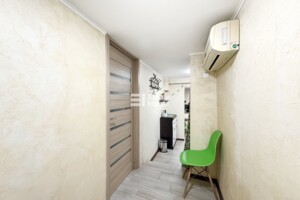 Коммерческое помещение в Харькове, Гвардейцев-Широнинцев улица 81, цена: продажи 40 000 долларов за объект фото 2 Коммерческое помещение в Харькове, Гвардейцев-Широнинцев улица 81, цена продажи: 40 000 долларов за объект фото 2