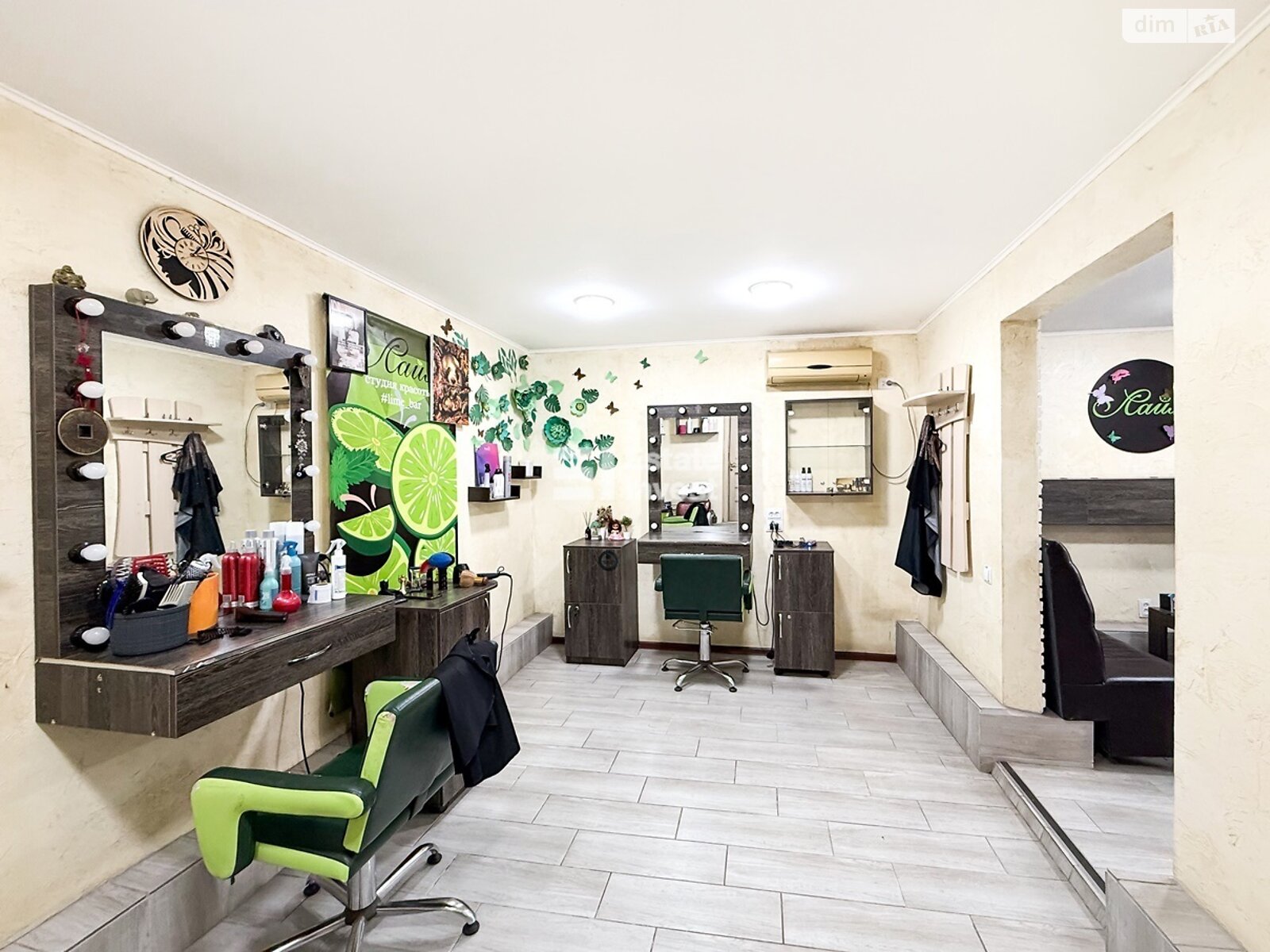 Коммерческое помещение в Харькове, Гвардейцев-Широнинцев улица 81, цена: продажи 40 000 долларов за объект фото 1 Коммерческое помещение в Харькове, Гвардейцев-Широнинцев улица 81, цена продажи: 40 000 долларов за объект фото 1