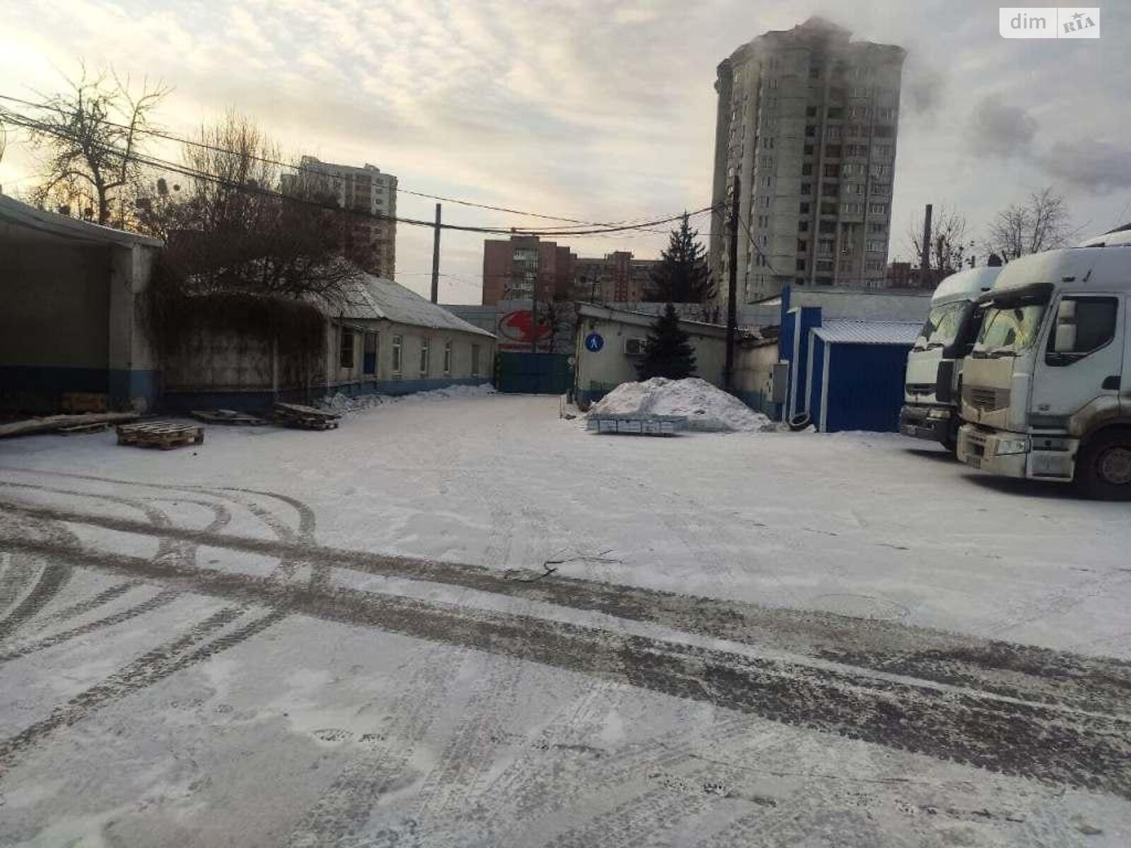 Коммерческое помещение в Харькове, продажа по Коцарская улица, район Холодногорский, цена: 230 000 долларов за объект фото 1 Коммерческое помещение в Харькове, продажа по Коцарская улица, район Холодногорский, цена: 230 000 долларов за объект фото 1