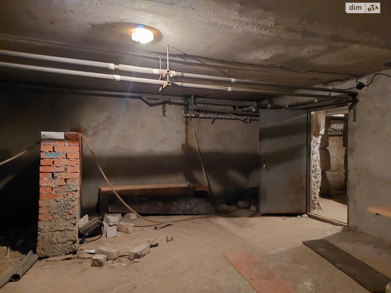 Коммерческое помещение в Харькове, продажа по Мира улица 66, район ХТЗ, цена: 6 500 долларов за объект фото 1 Коммерческое помещение в Харькове, продажа по Мира улица 66, район ХТЗ, цена: 6 500 долларов за объект фото 1