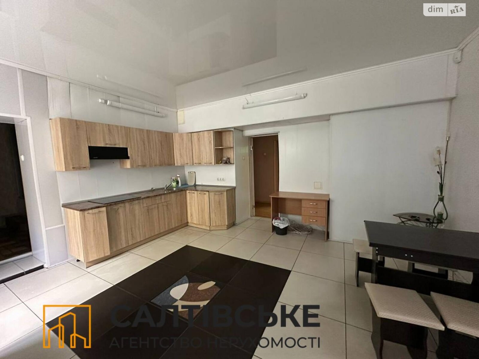 Коммерческое помещение в Харькове, продажа по Второй Пятилетки улица 37/8, район ХТЗ, цена: 53 000 долларов за объект фото 1 Коммерческое помещение в Харькове, продажа по Второй Пятилетки улица 37/8, район ХТЗ, цена: 53 000 долларов за объект фото 1