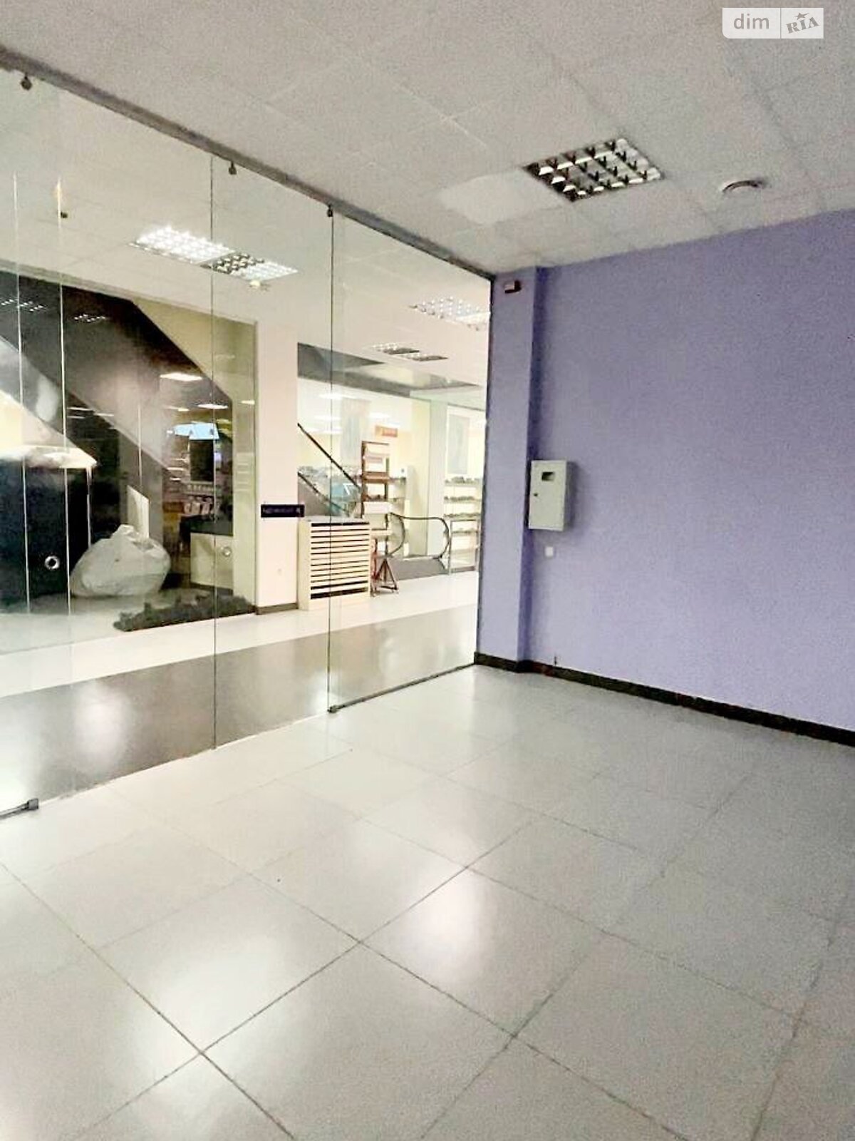 Коммерческое помещение в Харькове, продажа по Героев Харькова (Московский) проспект, район Индустриальный, цена: 34 000 долларов за объект фото 1