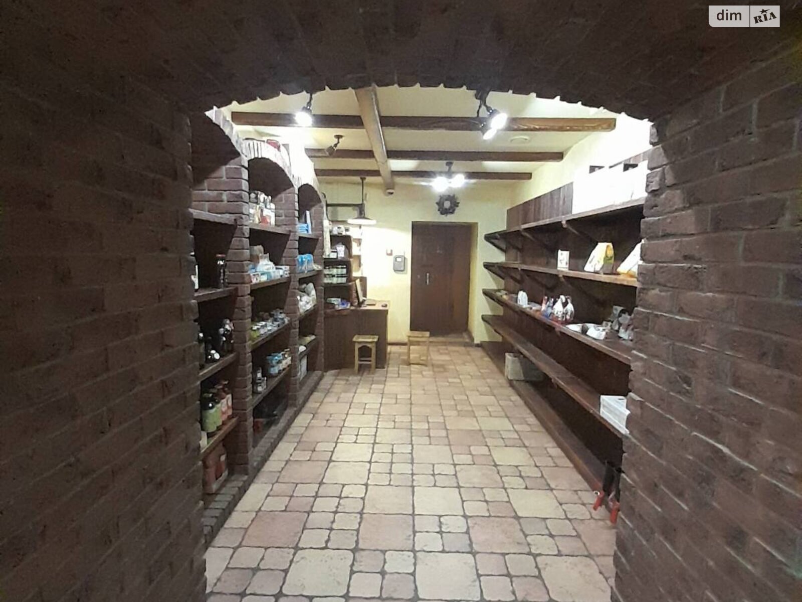 Коммерческое помещение в Харькове, продажа по Николая Хвылевого (Маяковского) улица, район Киевский, цена: 110 000 долларов за объект фото 1 Коммерческое помещение в Харькове, продажа по Николая Хвылевого (Маяковского) улица, район Киевский, цена: 110 000 долларов за объект фото 1