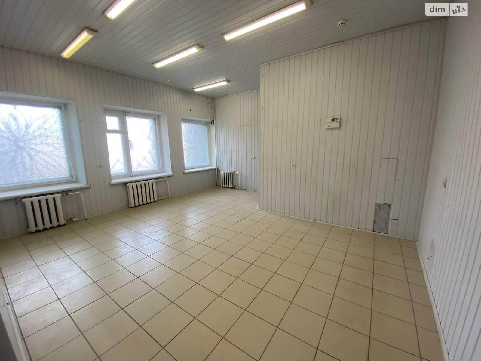 Коммерческое помещение в Харькове, продажа по Московский проспект 206А, район Новые Дома, цена: 40 000 долларов за объект фото 1 Коммерческое помещение в Харькове, продажа по Московский проспект 206А, район Новые Дома, цена: 40 000 долларов за объект фото 1