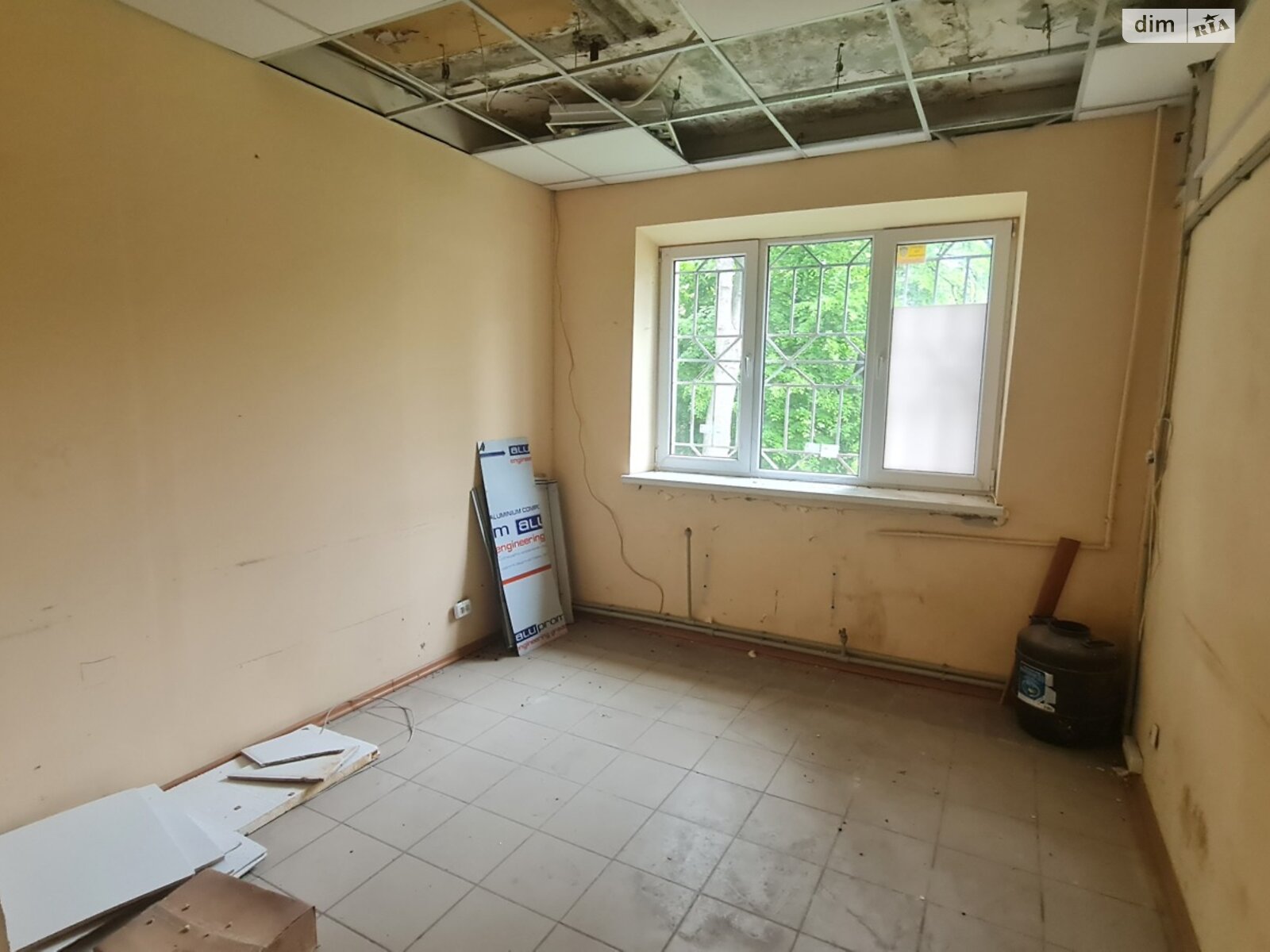 Комерційне приміщення в Харкові, продаж по Бучми вулиця 46, район Салтівський, ціна: 98 000 доларів за об’єкт фото 1 Комерційне приміщення в Харкові, продаж по Бучми вулиця 46, район Салтівський, ціна: 98 000 доларів за об’єкт фото 1