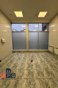 Коммерческое помещение в Харькове, продажа по Красношкольная набережная, район Слободской, цена: 290 000 долларов за объект фото 2