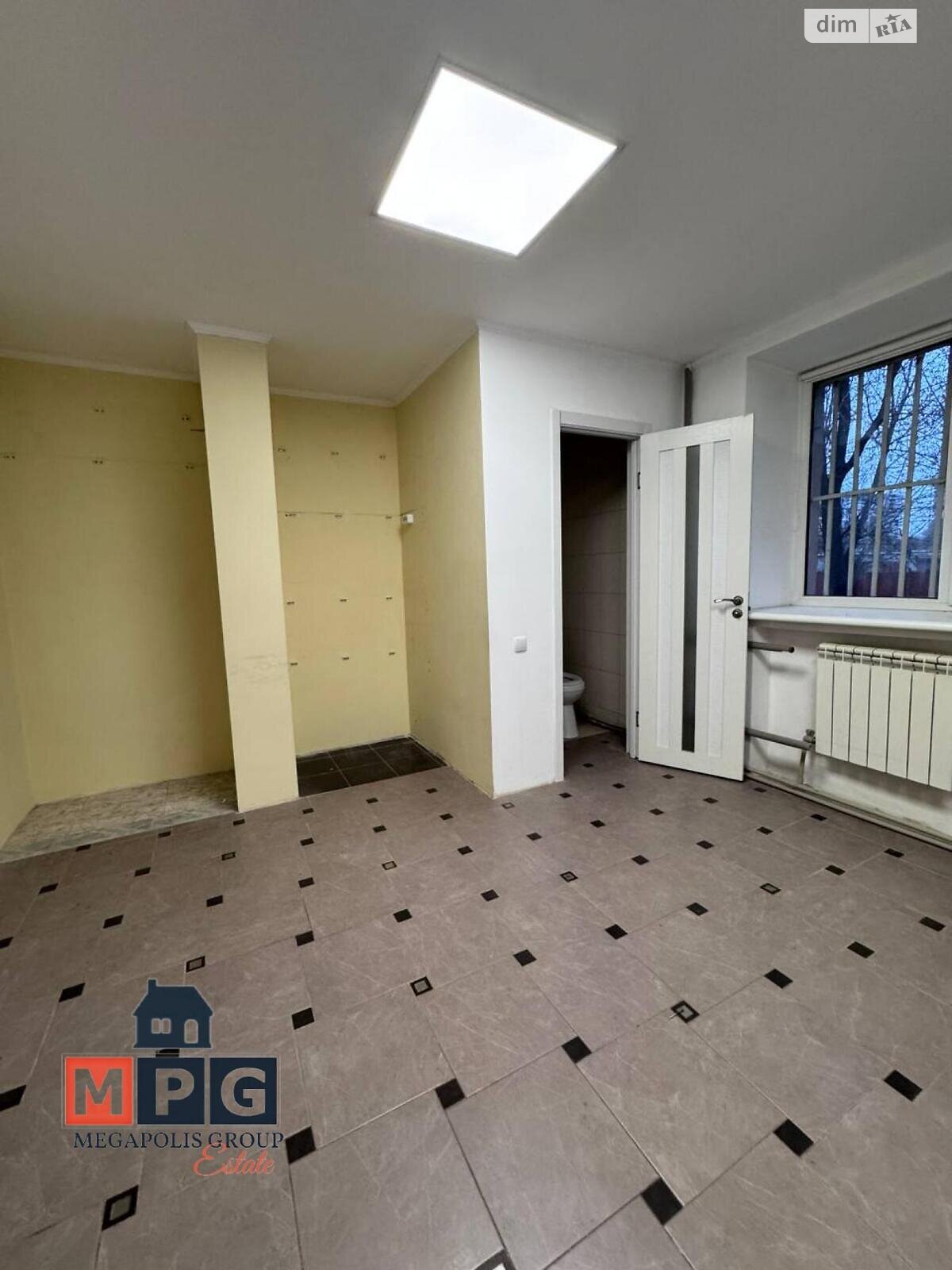 Коммерческое помещение в Харькове, продажа по Красношкольная набережная, район Слободской, цена: 300 000 долларов за объект фото 1 Коммерческое помещение в Харькове, продажа по Красношкольная набережная, район Слободской, цена: 300 000 долларов за объект фото 1