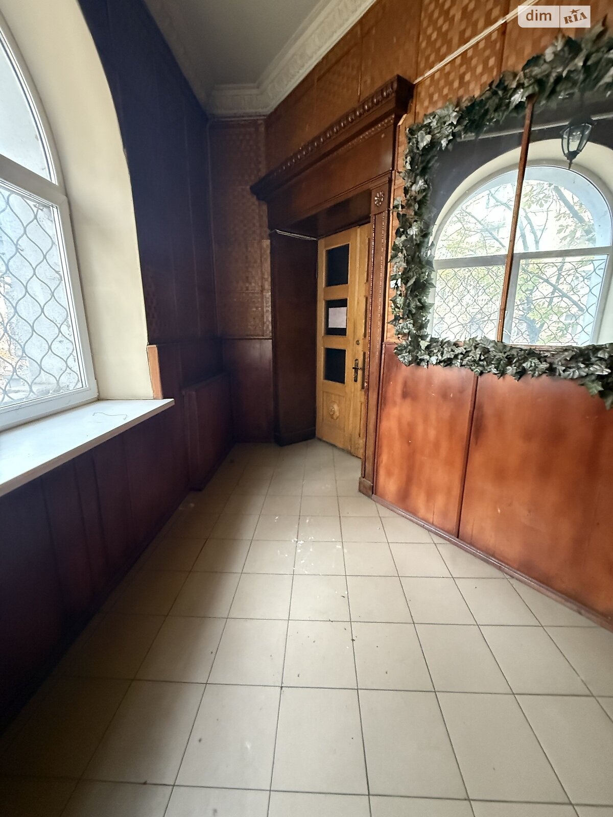 Коммерческое помещение в Харькове, продажа по Героев Харькова (Московский) проспект 3, район Центр, цена: 205 000 долларов за объект фото 1 Коммерческое помещение в Харькове, продажа по Героев Харькова (Московский) проспект 3, район Центр, цена: 205 000 долларов за объект фото 1