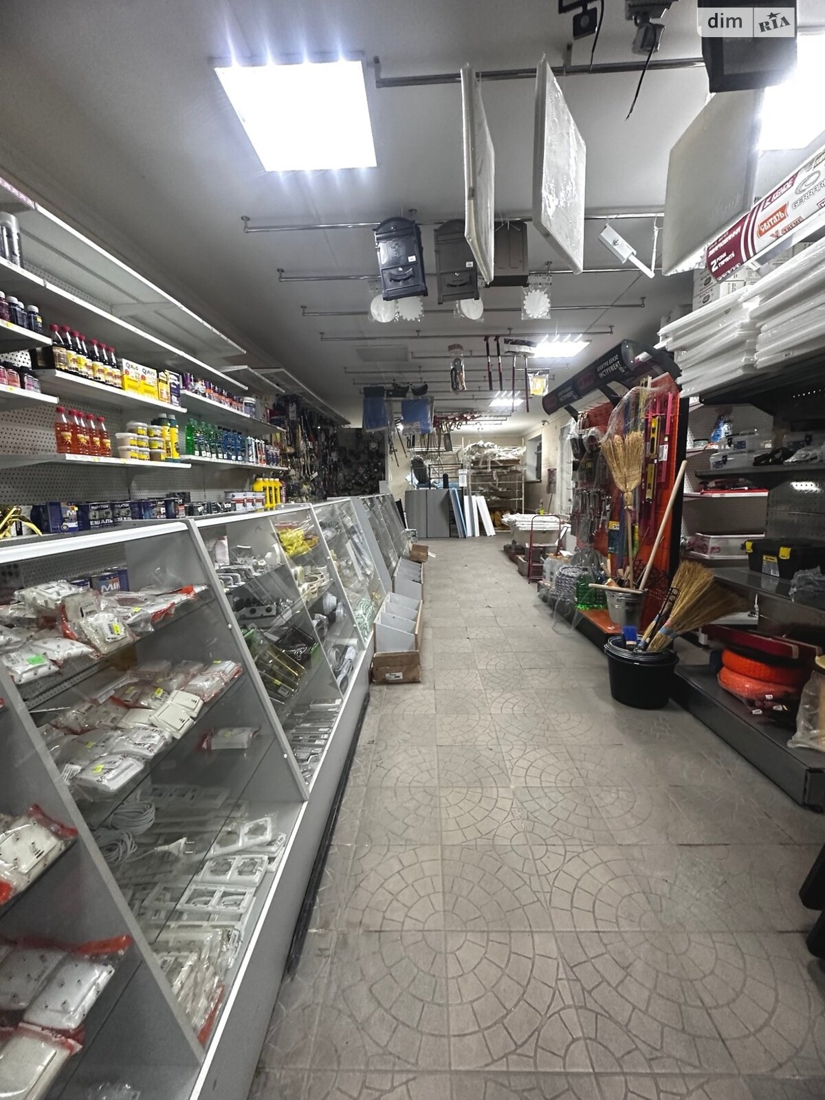 Комерційне приміщення в Херсоні, продаж по Залізнична вулиця 15, район Суворовський, ціна: 86 067 доларів за об’єкт фото 1 Комерційне приміщення в Херсоні, продаж по Залізнична вулиця 15, район Суворовський, ціна: 86 067 доларів за об’єкт фото 1