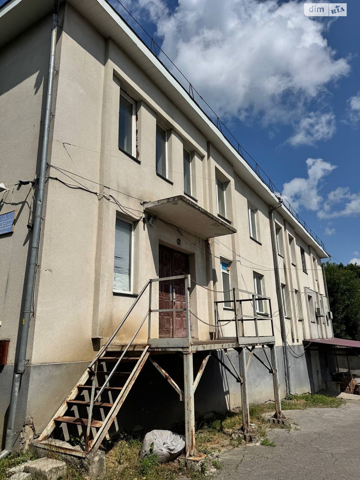 Коммерческое помещение в Хмельницком, продажа по Ярослава Мудрого улица 1, район Дубово, цена: 12 000 долларов за объект фото 1 Коммерческое помещение в Хмельницком, продажа по Ярослава Мудрого улица 1, район Дубово, цена: 12 000 долларов за объект фото 1