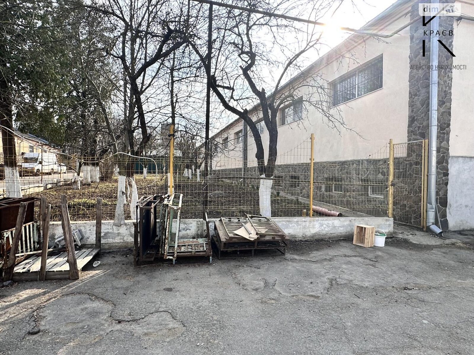 Коммерческое помещение в Хмельницком, продажа по Курчатова улица, район Гречаны, цена: 330 000 долларов за объект фото 1 Коммерческое помещение в Хмельницком, продажа по Курчатова улица, район Гречаны, цена: 330 000 долларов за объект фото 1