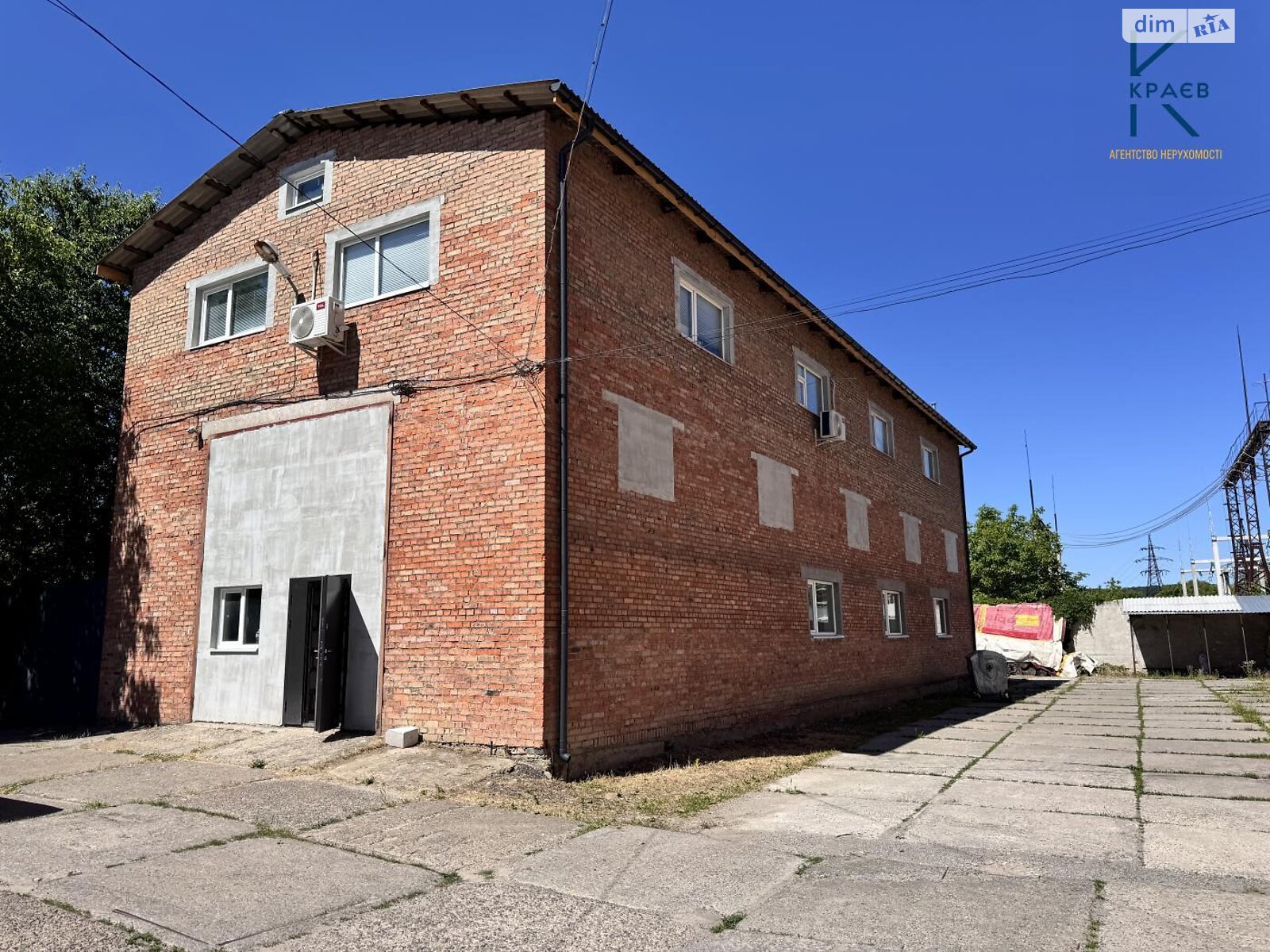 Коммерческое помещение в Хмельницком, продажа по Курчатова улица, район Гречаны, цена: 260 000 долларов за объект фото 1 Коммерческое помещение в Хмельницком, продажа по Курчатова улица, район Гречаны, цена: 260 000 долларов за объект фото 1