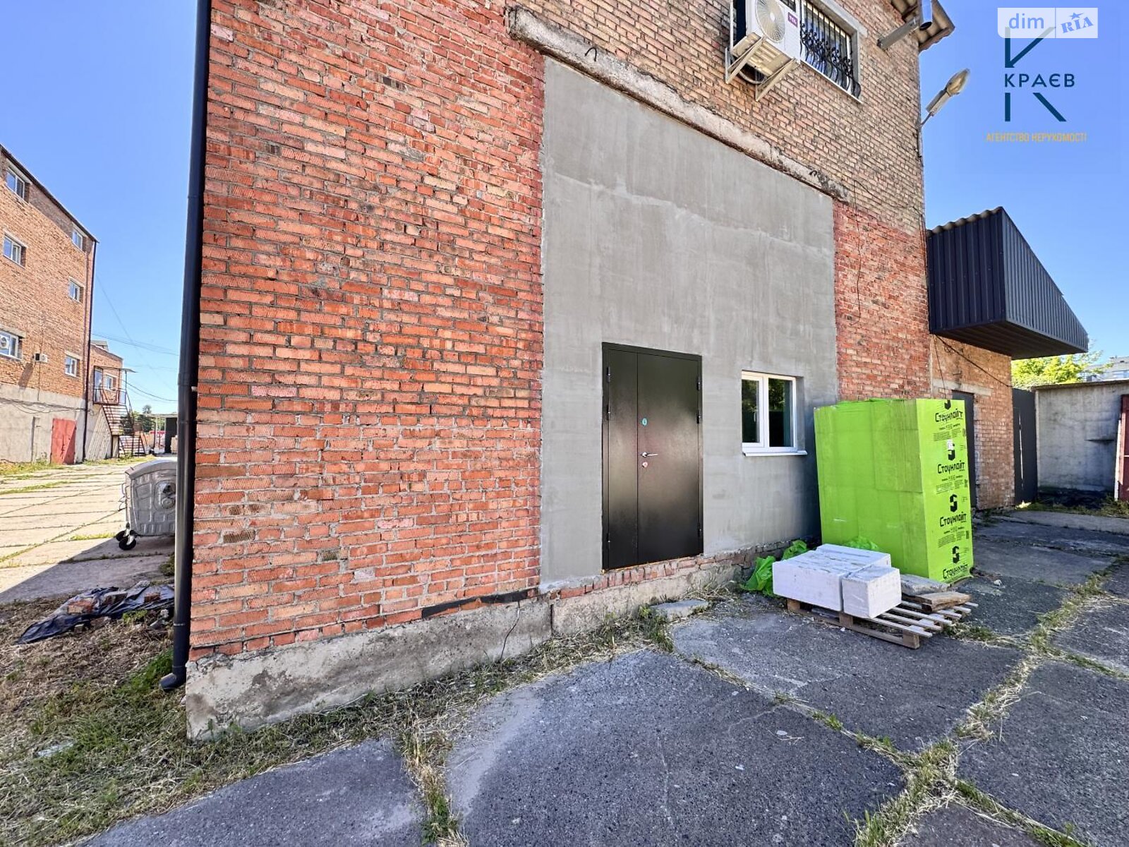 Коммерческое помещение в Хмельницком, продажа по Курчатова улица, район Гречаны, цена: 260 000 долларов за объект фото 1 Коммерческое помещение в Хмельницком, продажа по Курчатова улица, район Гречаны, цена: 260 000 долларов за объект фото 1