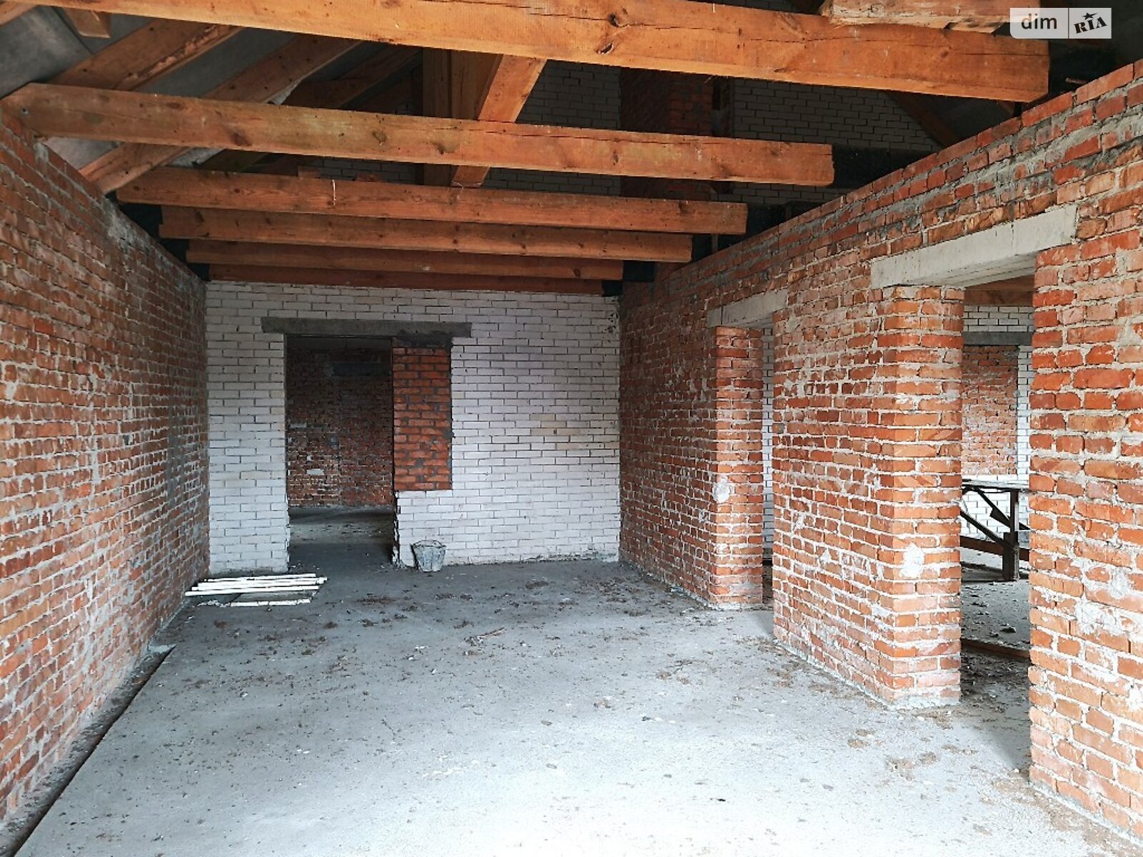 Коммерческое помещение в Хмельницком, продажа по Винницкое шоссе, район Лезневое, цена: 200 000 долларов за объект фото 1 Коммерческое помещение в Хмельницком, продажа по Винницкое шоссе, район Лезневое, цена: 200 000 долларов за объект фото 1
