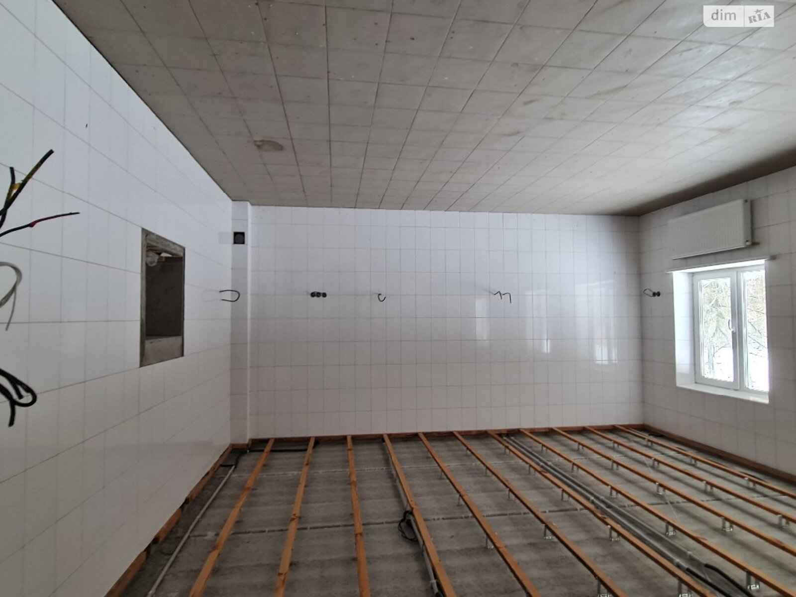 Коммерческое помещение в Хмельницком, продажа по Винницкое шоссе, район Лезневое, цена: 200 000 долларов за объект фото 1 Коммерческое помещение в Хмельницком, продажа по Винницкое шоссе, район Лезневое, цена: 200 000 долларов за объект фото 1