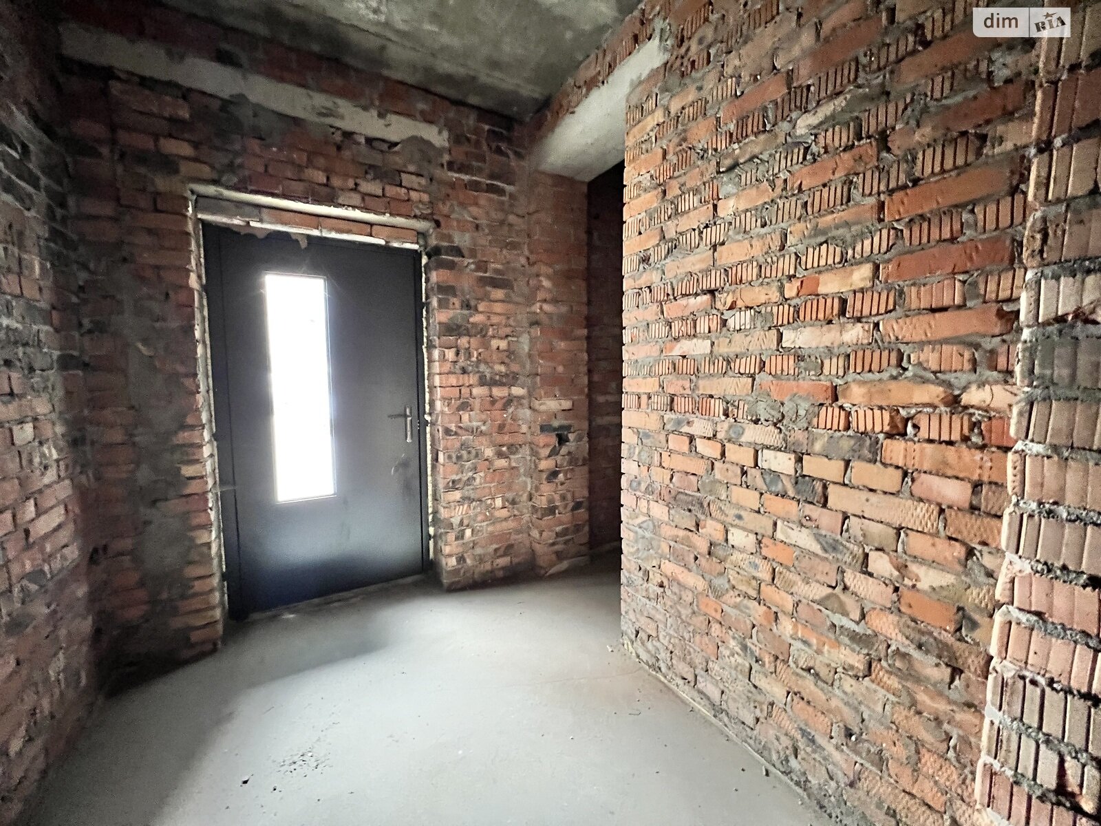 Коммерческое помещение в Хмельницком, продажа по Винницкая улица 1/3, район Лезневое, цена: 120 000 долларов за объект фото 1 Коммерческое помещение в Хмельницком, продажа по Винницкая улица 1/3, район Лезневое, цена: 120 000 долларов за объект фото 1