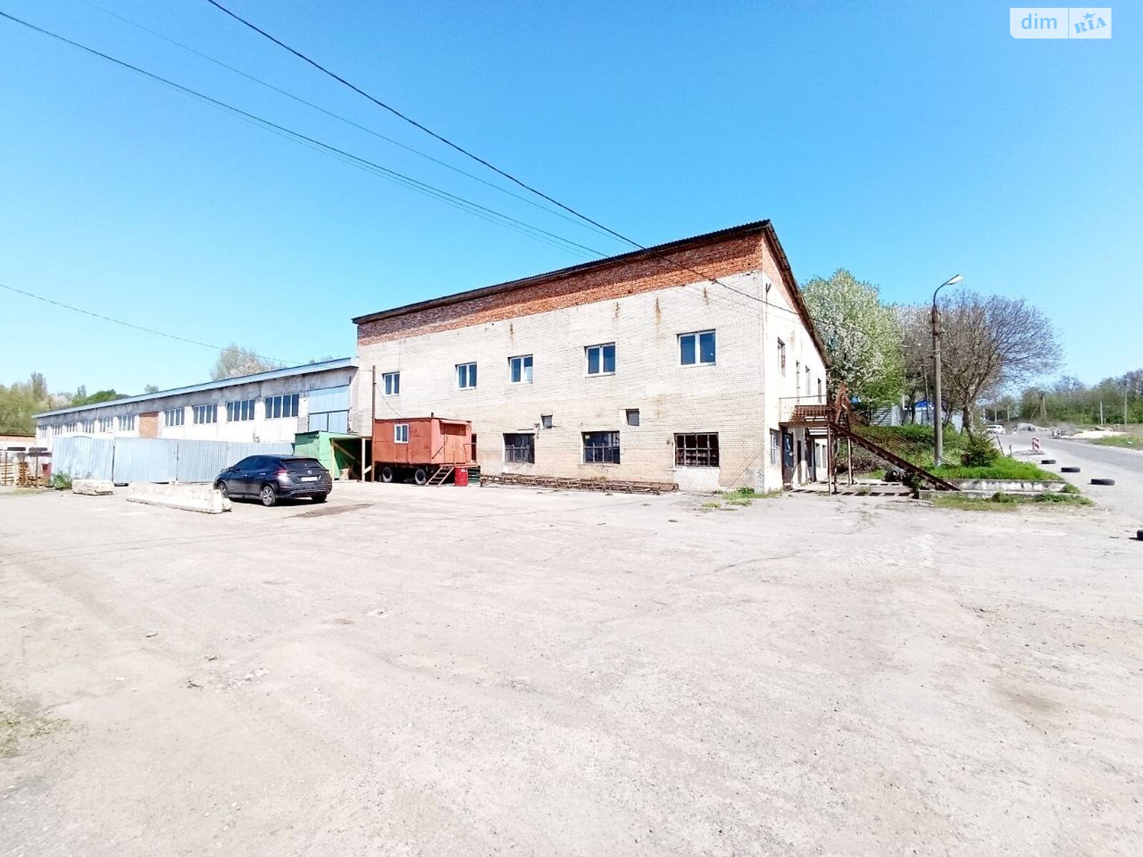 Коммерческое помещение в Хмельницком, продажа по Винницкое шоссе, район Лезневое, цена: 219 000 долларов за объект фото 1 Коммерческое помещение в Хмельницком, продажа по Винницкое шоссе, район Лезневое, цена: 219 000 долларов за объект фото 1