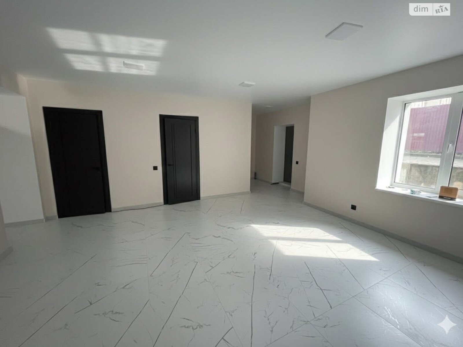 Комерційне приміщення в Хмельницькому, Миру проспект 63Г, ціна продажу: 70 000 доларів за об’єкт фото 1 Комерційне приміщення в Хмельницькому, Миру проспект 63Г, ціна продажу: 70 000 доларів за об’єкт фото 1