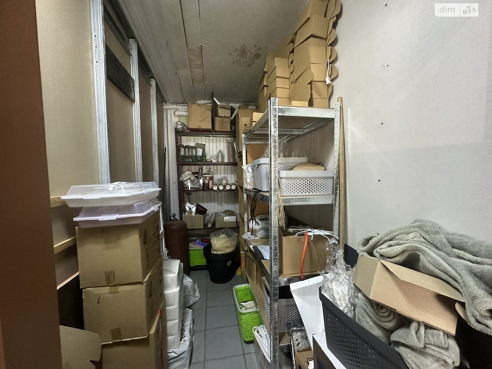 Коммерческое помещение в Хмельницком, продажа по Степана Бандеры улица, район Озёрный, цена: 7 000 долларов за объект фото 1 Коммерческое помещение в Хмельницком, продажа по Степана Бандеры улица, район Озёрный, цена: 7 000 долларов за объект фото 1