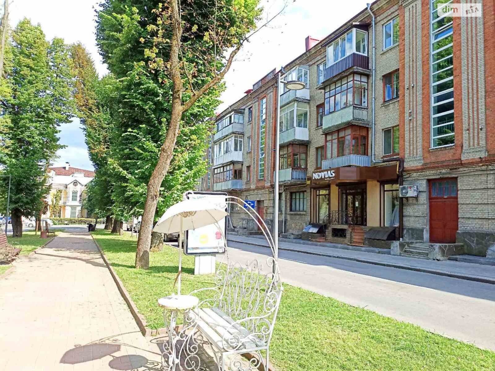 Коммерческое помещение в Хмельницком, продажа по Героев Мариуполя (Гагарина) улица 1, район Центр, цена: 120 000 долларов за объект фото 1 Коммерческое помещение в Хмельницком, продажа по Героев Мариуполя (Гагарина) улица 1, район Центр, цена: 120 000 долларов за объект фото 1