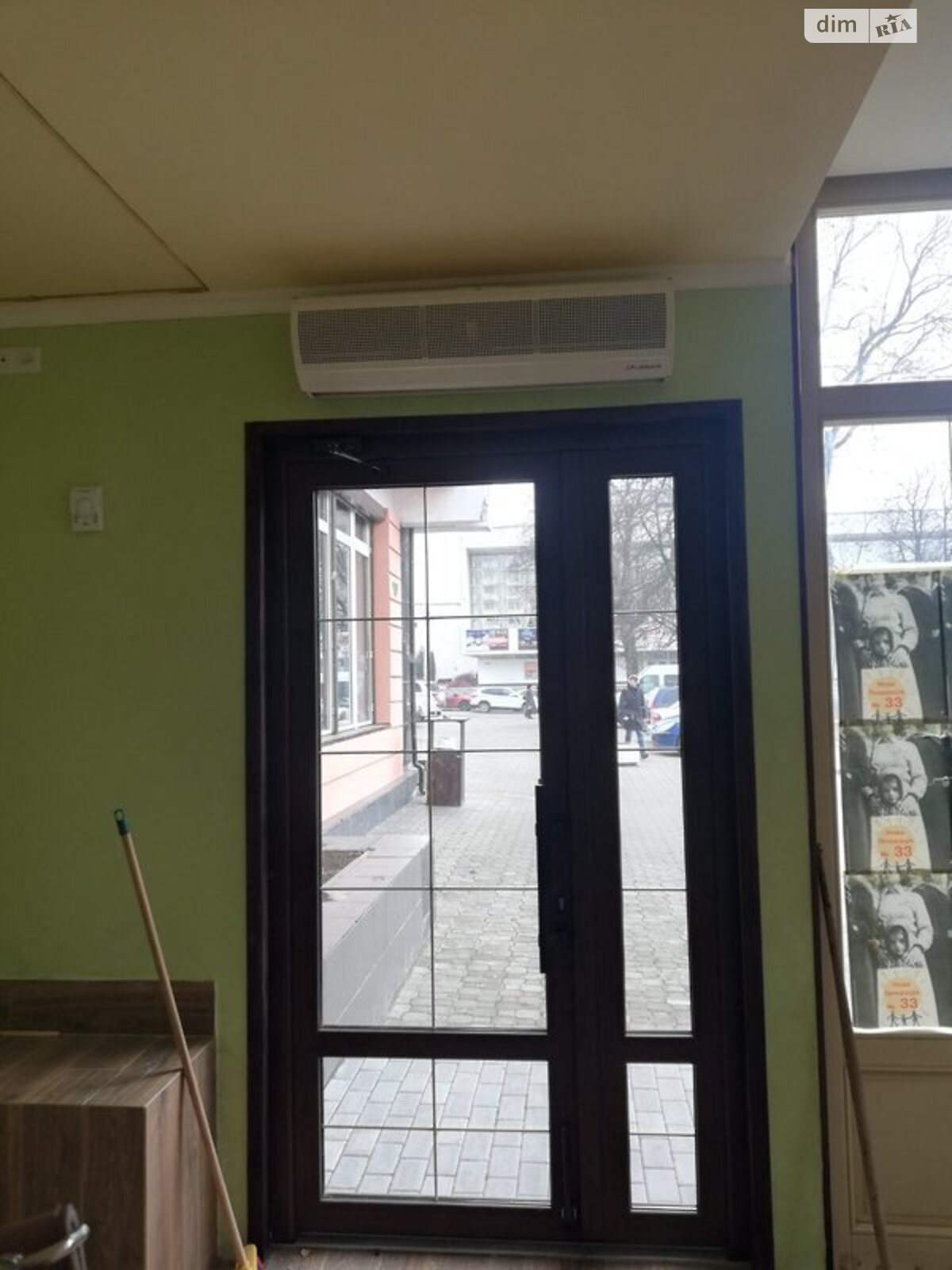 Комерційне приміщення в Хмельницькому, продаж по Героїв Майдану вулиця 10, район Центр, ціна: 215 000 доларів за об’єкт фото 1 Комерційне приміщення в Хмельницькому, продаж по Героїв Майдану вулиця 10, район Центр, ціна: 215 000 доларів за об’єкт фото 1