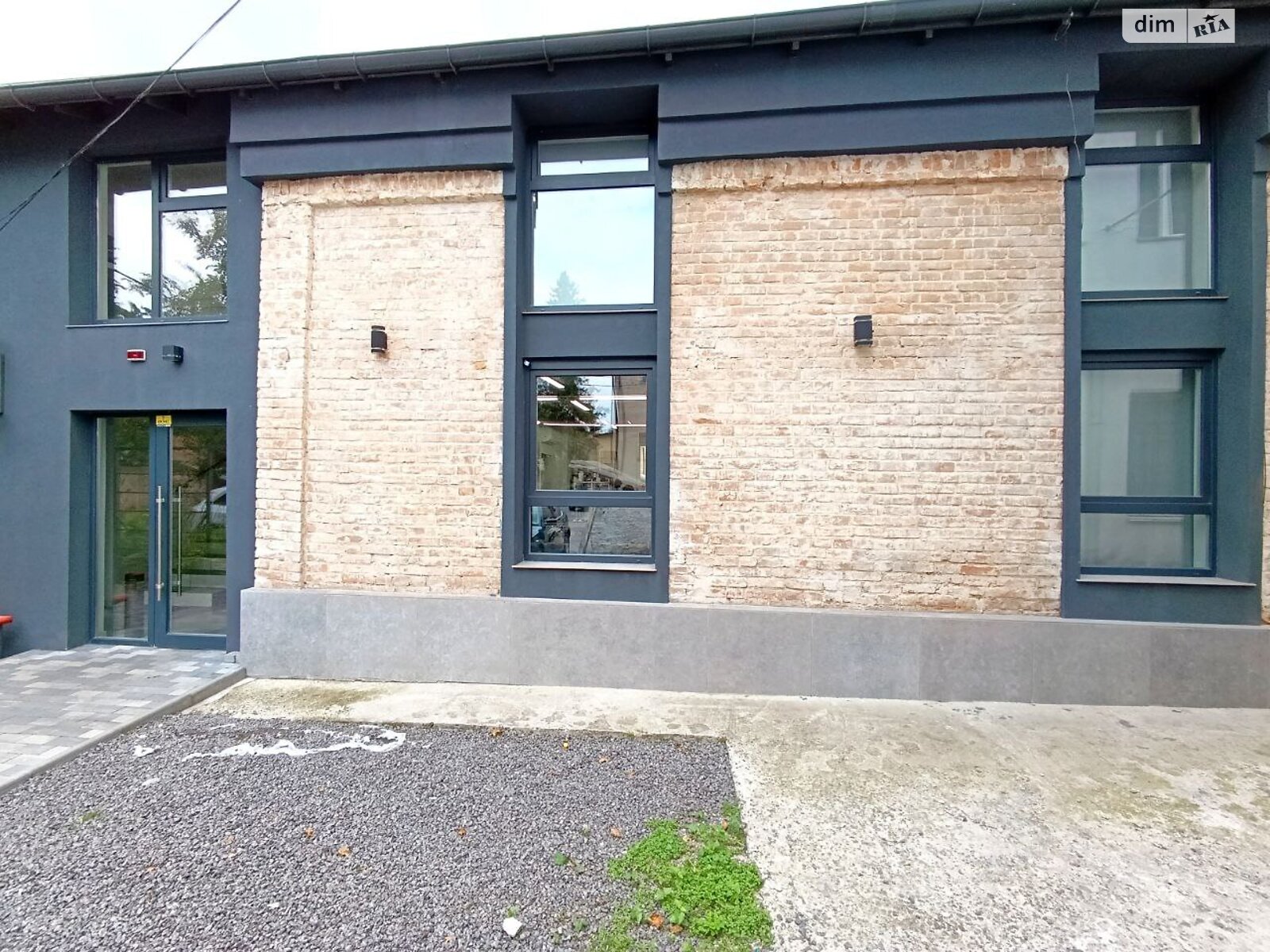 Коммерческое помещение в Хмельницком, продажа по Грушевского Михаила улица 57, район Центр, цена: 145 000 долларов за объект фото 1