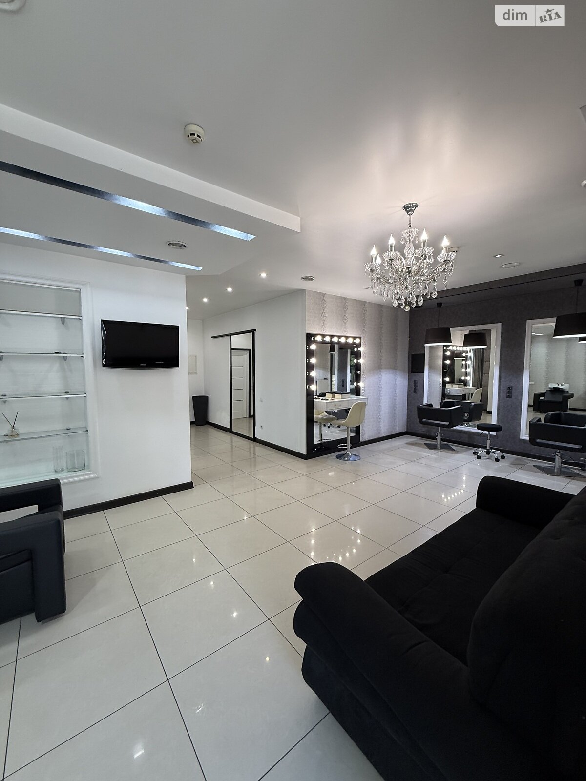 Комерційне приміщення в Хмельницькому, продаж по Кам’янецька вулиця 58, район Центр, ціна: 120 000 доларів за об’єкт фото 1 Комерційне приміщення в Хмельницькому, продаж по Кам’янецька вулиця 58, район Центр, ціна: 120 000 доларів за об’єкт фото 1