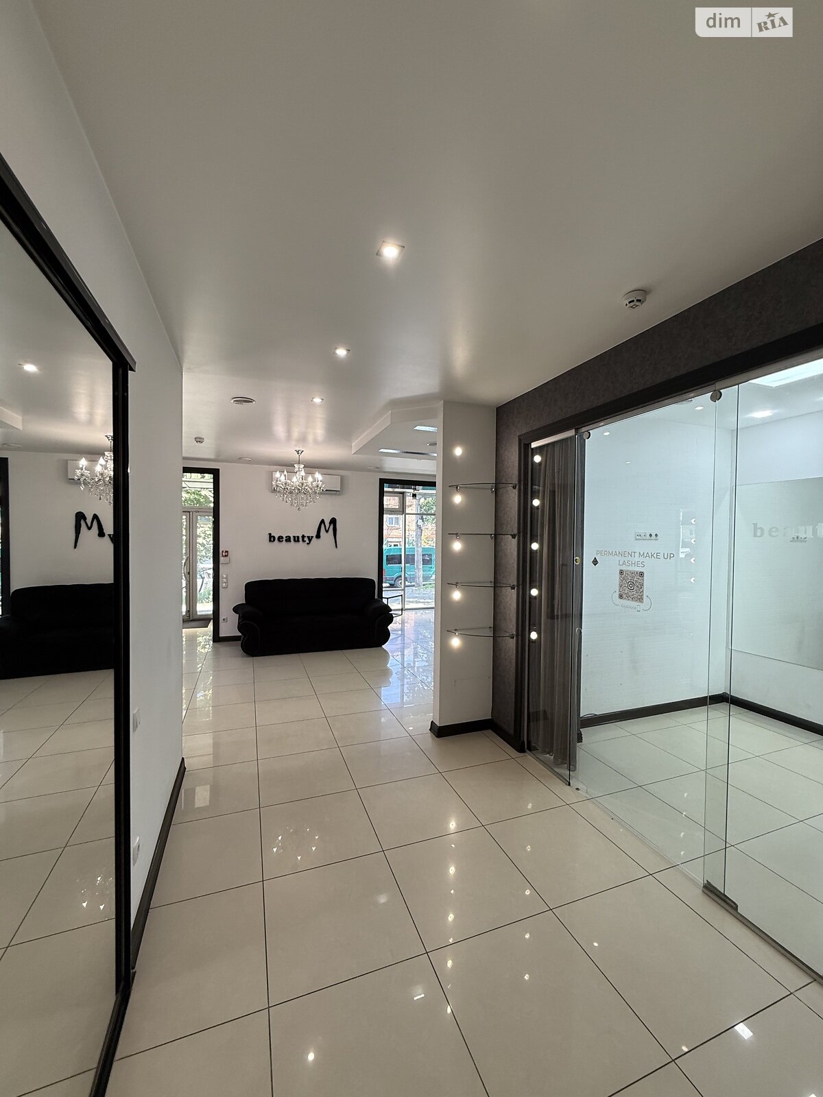 Комерційне приміщення в Хмельницькому, продаж по Кам’янецька вулиця 58, район Центр, ціна: 120 000 доларів за об’єкт фото 1 Комерційне приміщення в Хмельницькому, продаж по Кам’янецька вулиця 58, район Центр, ціна: 120 000 доларів за об’єкт фото 1