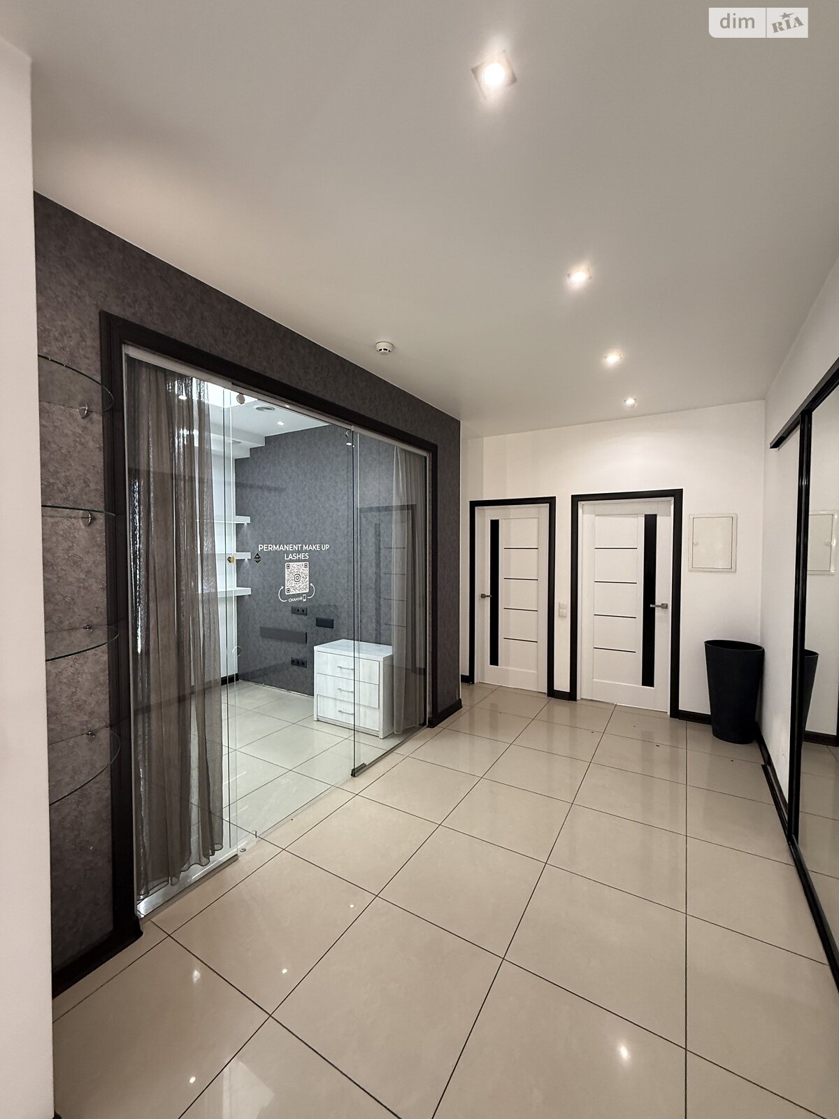 Комерційне приміщення в Хмельницькому, продаж по Кам’янецька вулиця 58, район Центр, ціна: 120 000 доларів за об’єкт фото 1 Комерційне приміщення в Хмельницькому, продаж по Кам’янецька вулиця 58, район Центр, ціна: 120 000 доларів за об’єкт фото 1