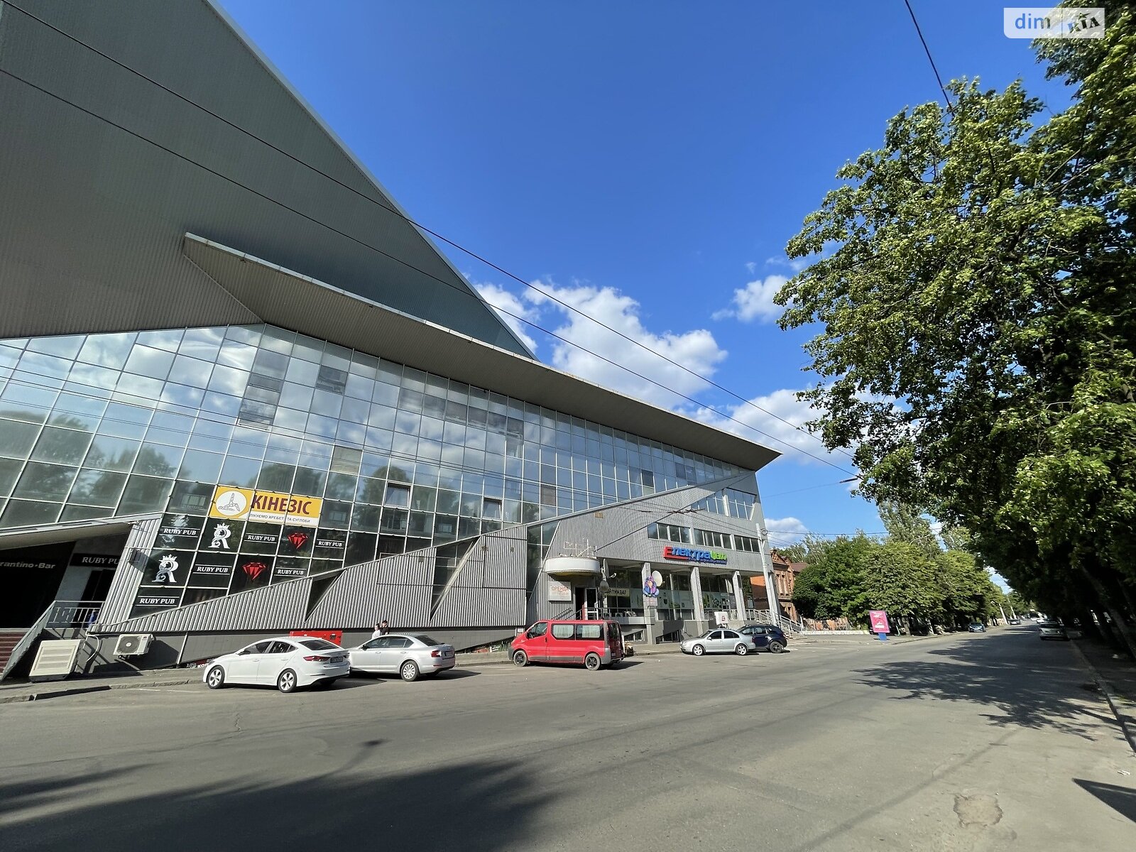 Коммерческое помещение в Хмельницком, продажа по Проскуровская улица 81, район Центр, цена: 160 000 долларов за объект фото 1 Коммерческое помещение в Хмельницком, продажа по Проскуровская улица 81, район Центр, цена: 160 000 долларов за объект фото 1