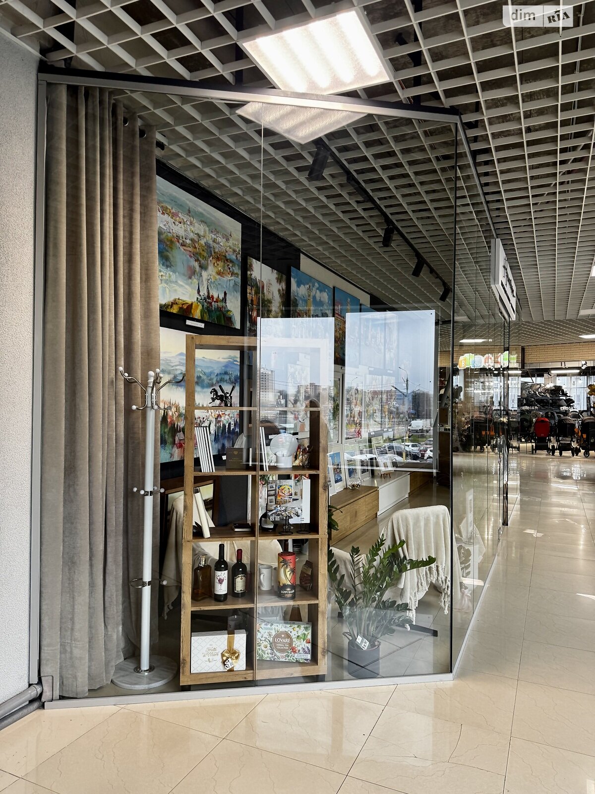 Коммерческое помещение в Хмельницком, продажа по Степана Бандеры улица, район Центр, цена: 35 400 долларов за объект фото 1