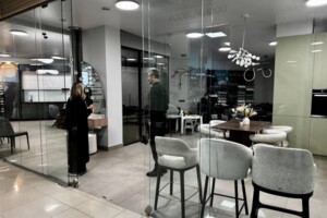 Коммерческое помещение в Хмельницком, продажа по Степана Бандеры (Маршала Рыбалко) улица, район Центр, цена: 247 950 долларов за объект фото 2 Коммерческое помещение в Хмельницком, продажа по Степана Бандеры (Маршала Рыбалко) улица, район Центр, цена: 247 950 долларов за объект фото 2