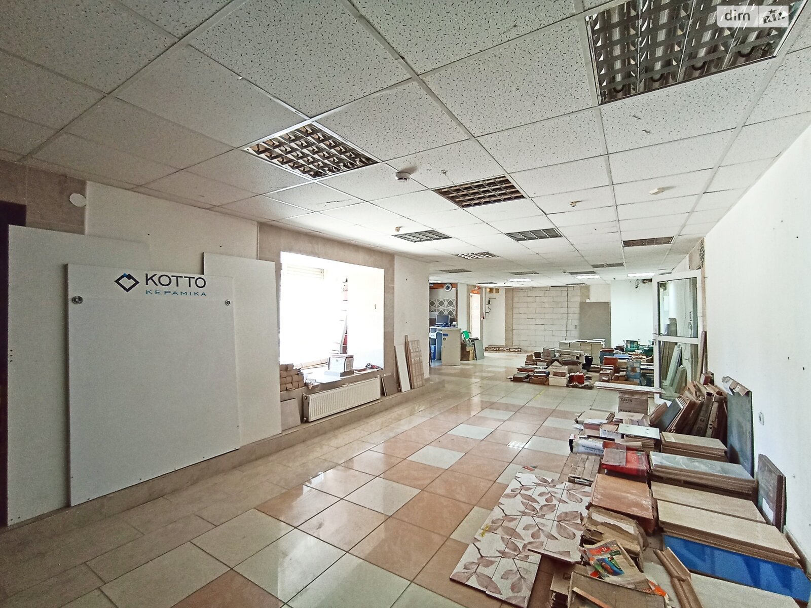 Коммерческое помещение в Хмельницком, продажа по Свободы улица 19, район Центр, цена: 383 000 долларов за объект фото 1 Коммерческое помещение в Хмельницком, продажа по Свободы улица 19, район Центр, цена: 383 000 долларов за объект фото 1