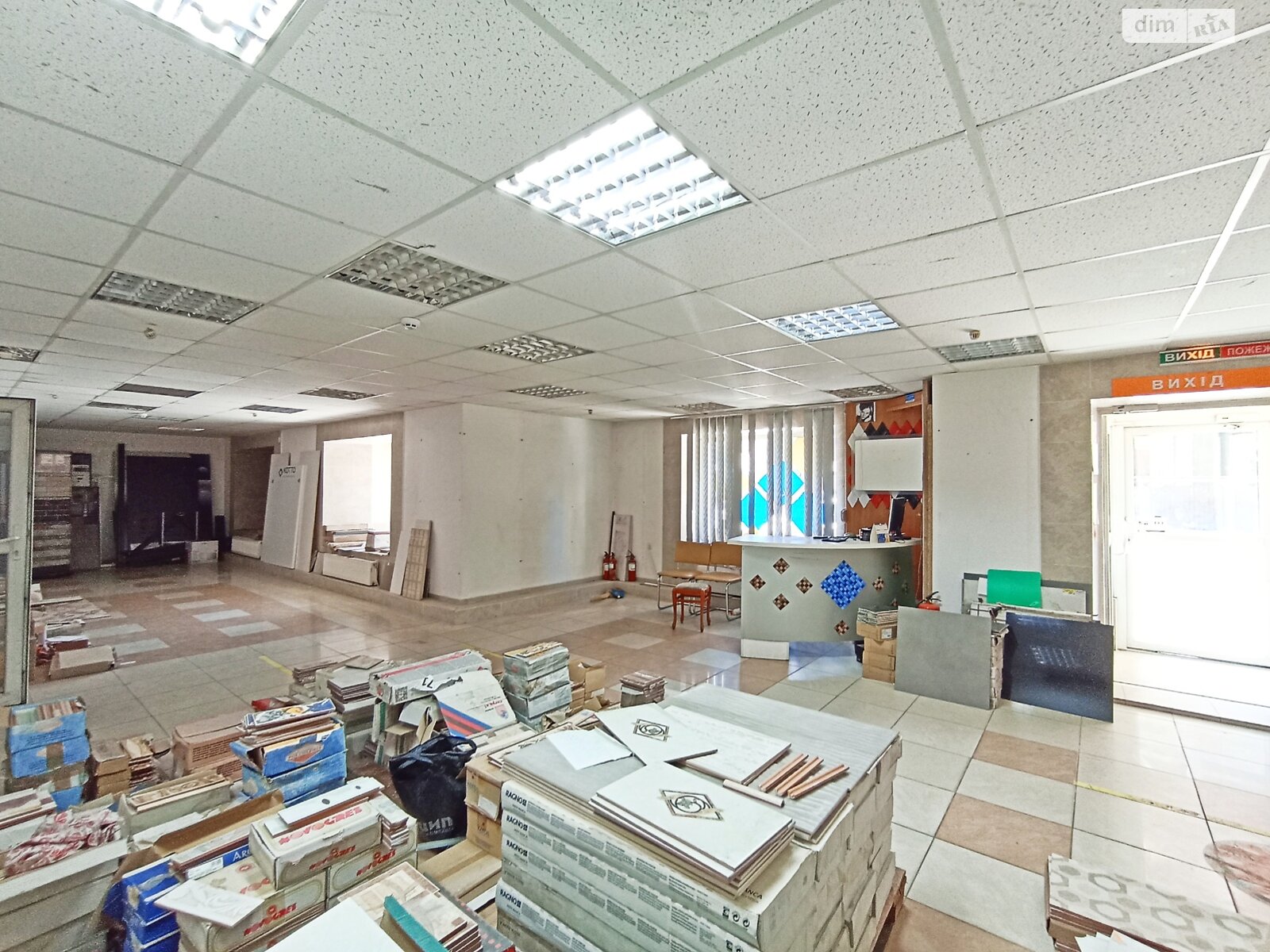 Коммерческое помещение в Хмельницком, продажа по Свободы улица 19, район Центр, цена: 383 000 долларов за объект фото 1 Коммерческое помещение в Хмельницком, продажа по Свободы улица 19, район Центр, цена: 383 000 долларов за объект фото 1