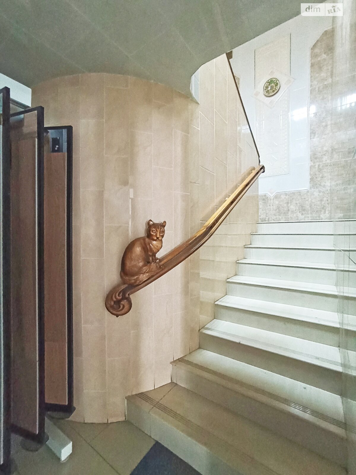 Коммерческое помещение в Хмельницком, продажа по Свободы улица 19, район Центр, цена: 383 000 долларов за объект фото 1 Коммерческое помещение в Хмельницком, продажа по Свободы улица 19, район Центр, цена: 383 000 долларов за объект фото 1