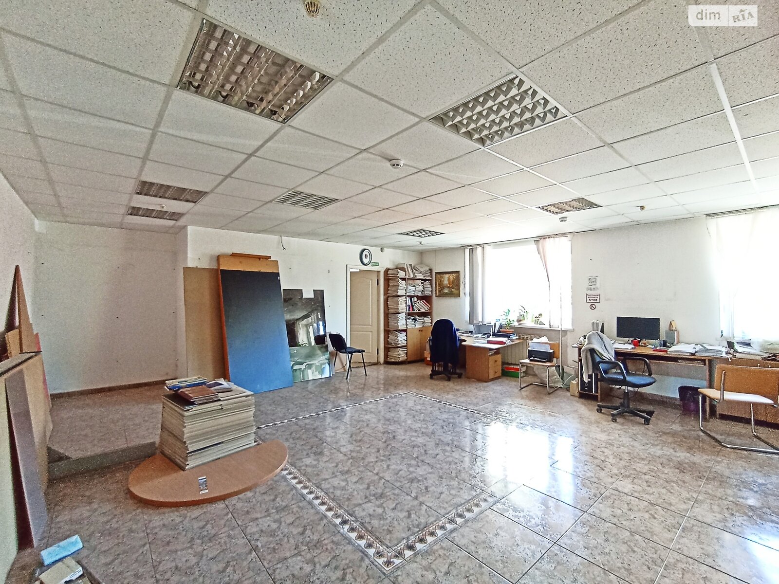 Коммерческое помещение в Хмельницком, продажа по Свободы улица 19, район Центр, цена: 383 000 долларов за объект фото 1 Коммерческое помещение в Хмельницком, продажа по Свободы улица 19, район Центр, цена: 383 000 долларов за объект фото 1