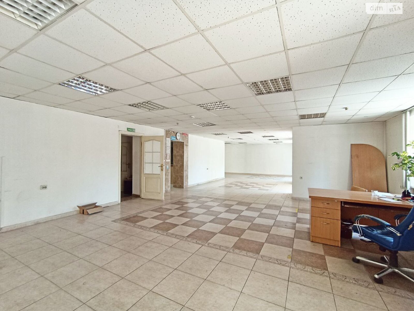 Комерційне приміщення в Хмельницькому, продаж по Свободи вулиця 19, район Центр, ціна: 198 000 доларів за об’єкт фото 1 Комерційне приміщення в Хмельницькому, продаж по Свободи вулиця 19, район Центр, ціна: 198 000 доларів за об’єкт фото 1